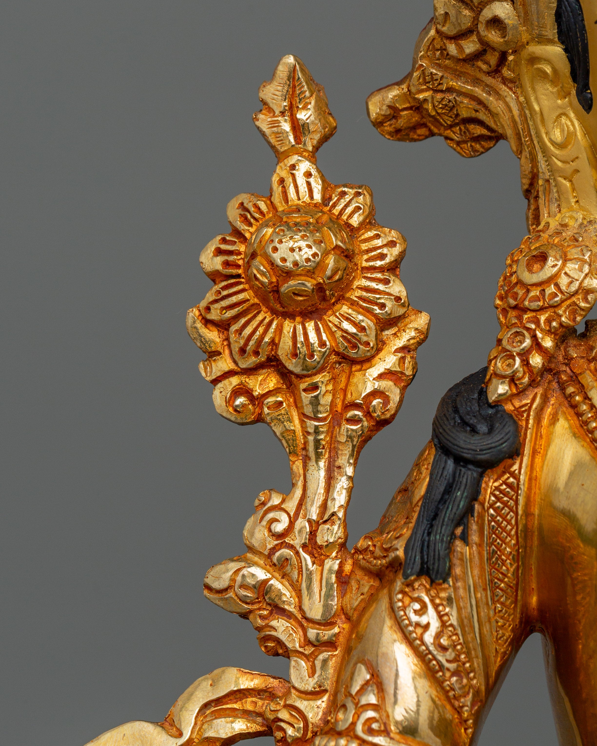 Tibetan Seven Eyes Deity White Tara | Goddess of Healing and Long Life