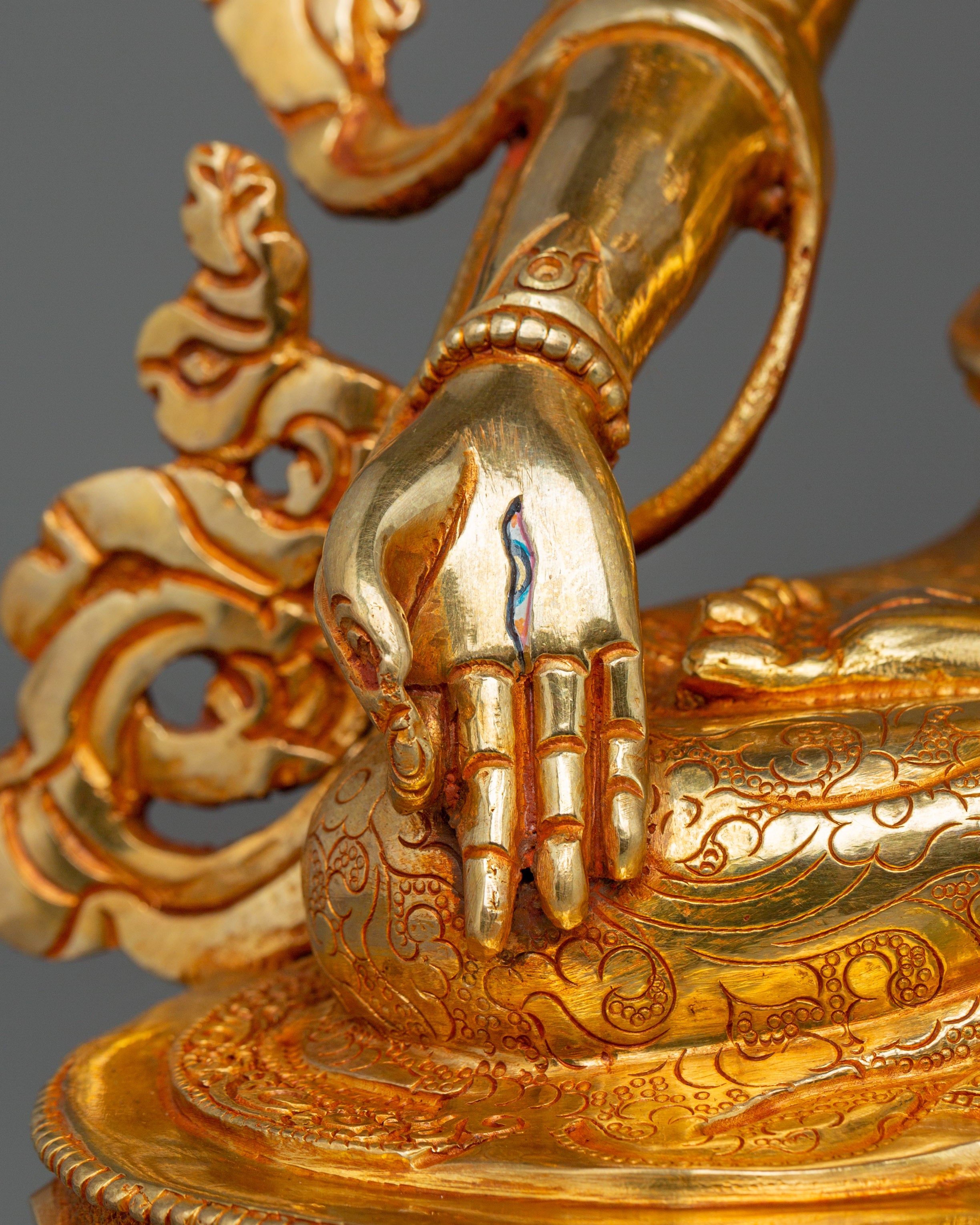 Tibetan Seven Eyes Deity White Tara | Goddess of Healing and Long Life