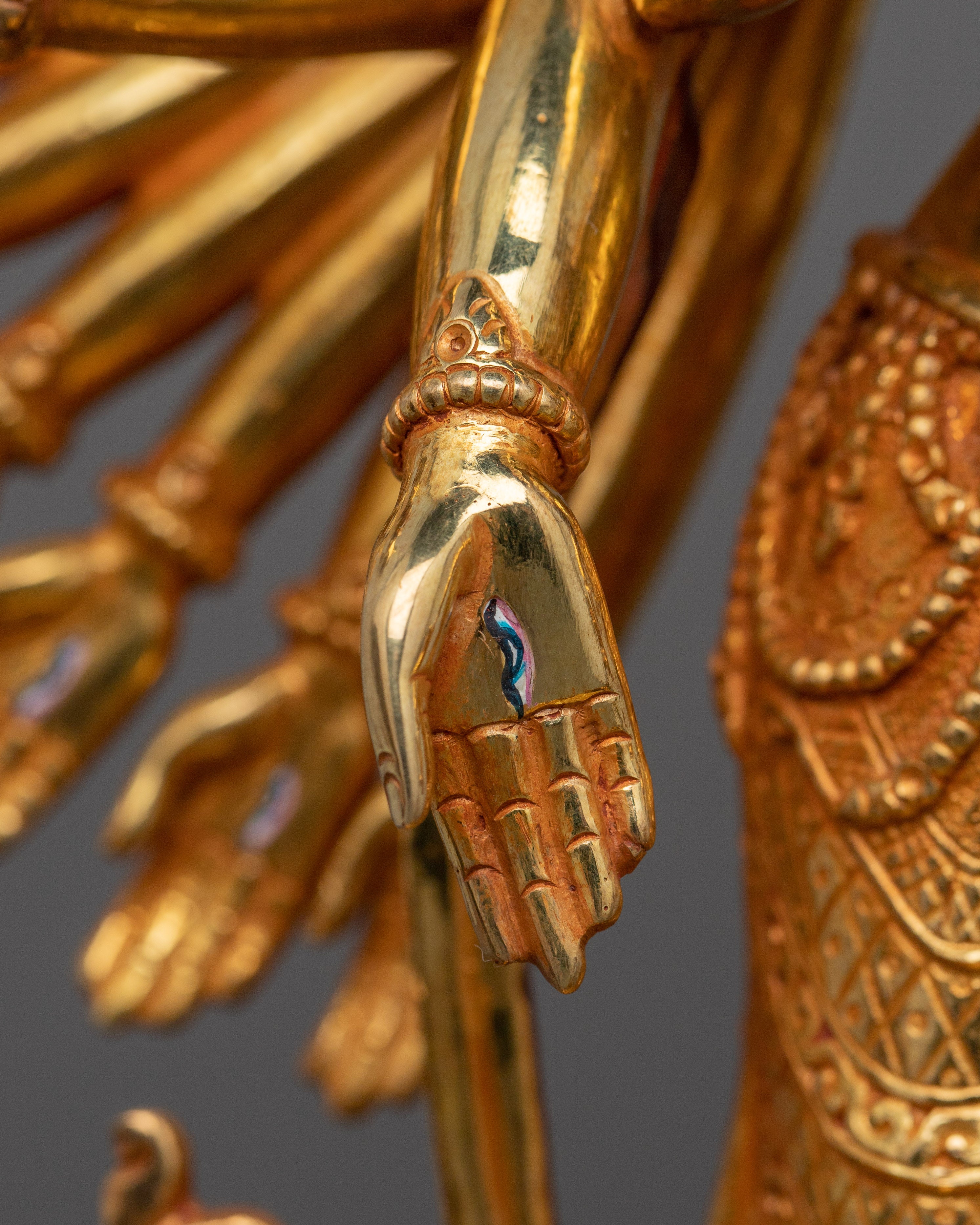 Handmade 1000 Armed Chenrezig Statue | Compassionate Vision Artwork