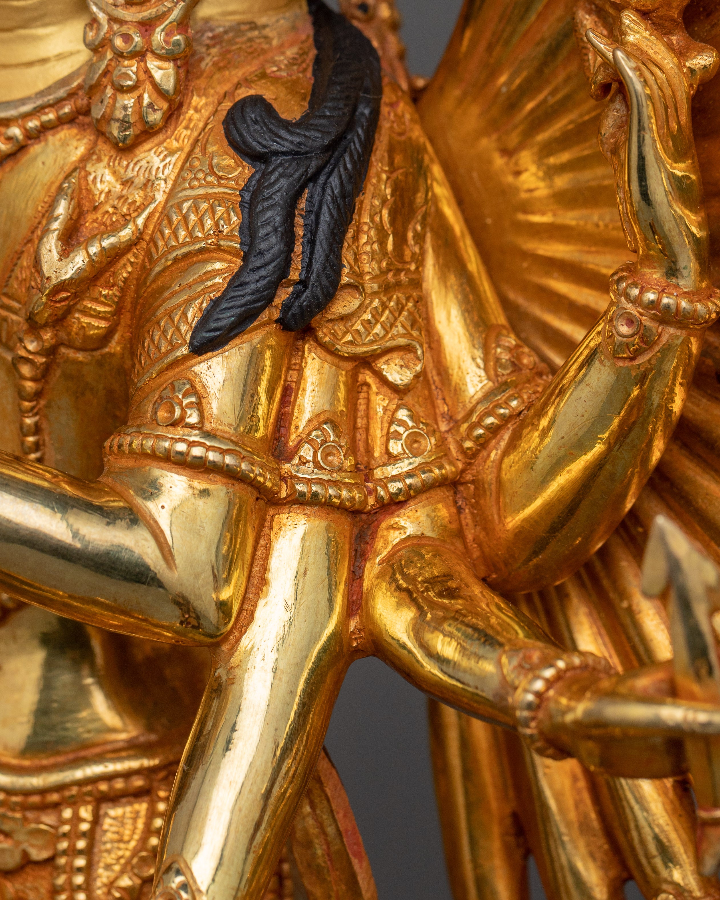 Handmade 1000 Armed Chenrezig Statue | Compassionate Vision Artwork