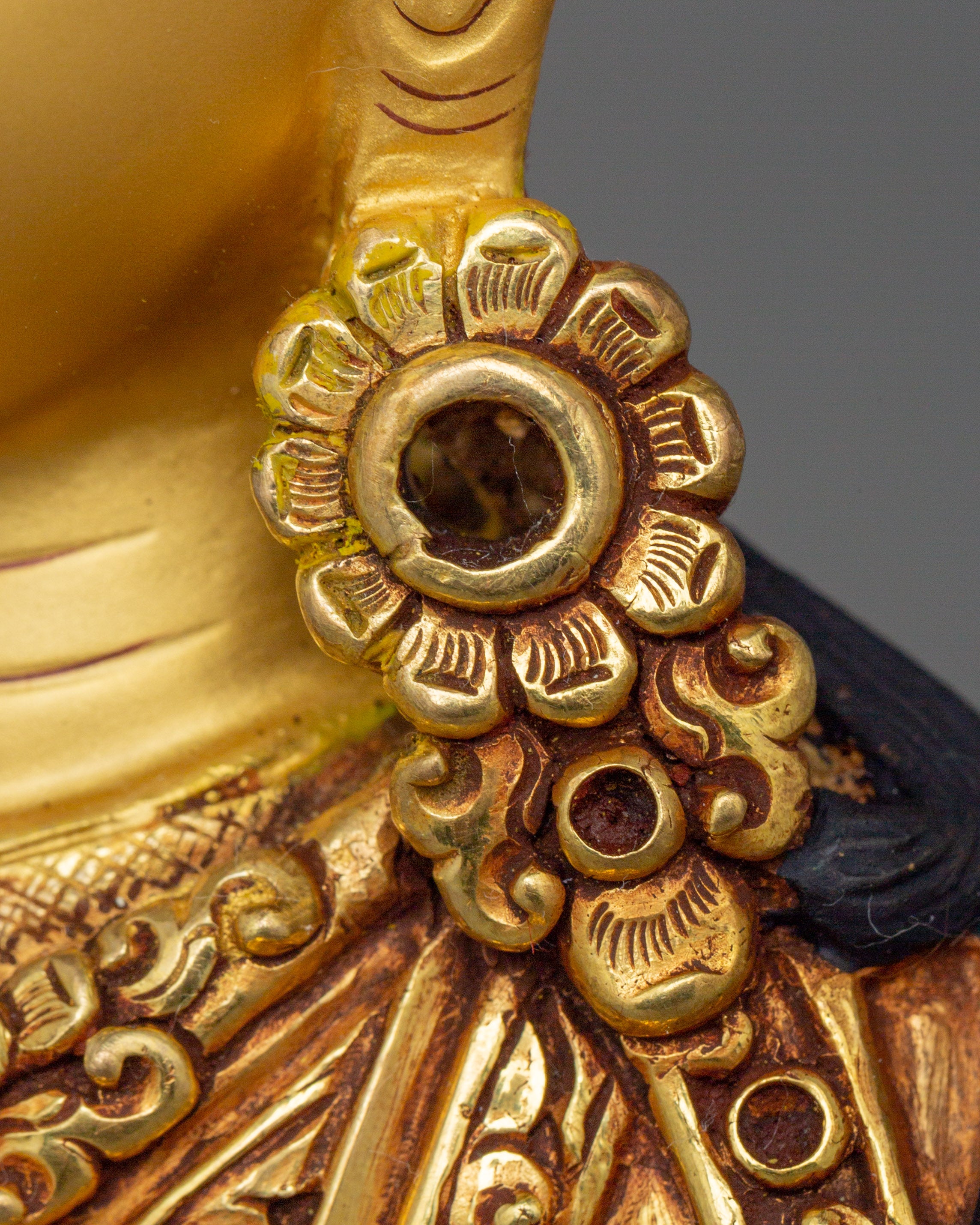 Sacred Figurine of Guru Rinpoche | The Path to Spiritual Liberation