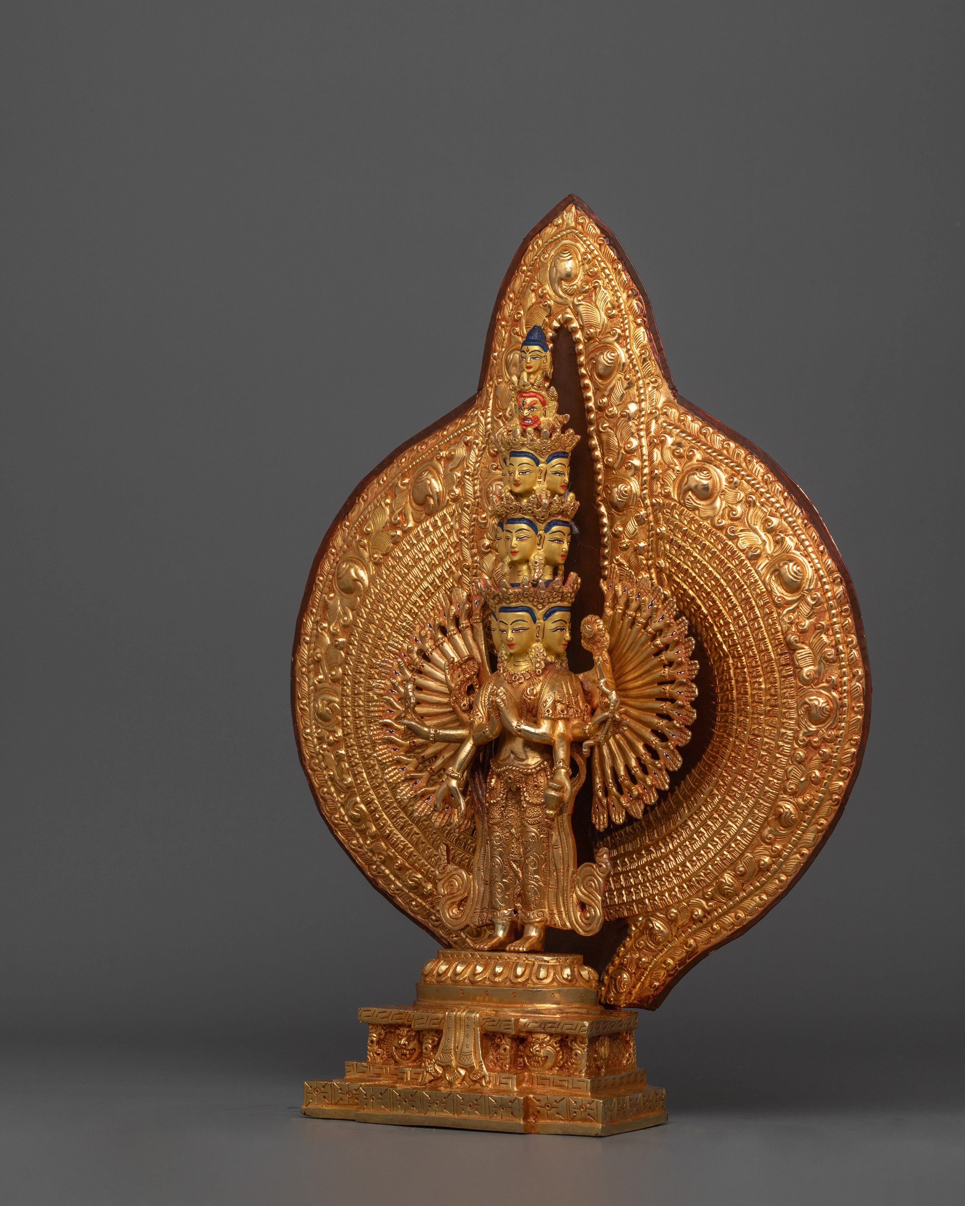 Buddhist Deity 1000 Armed Chenrezig | Avalokiteshvara