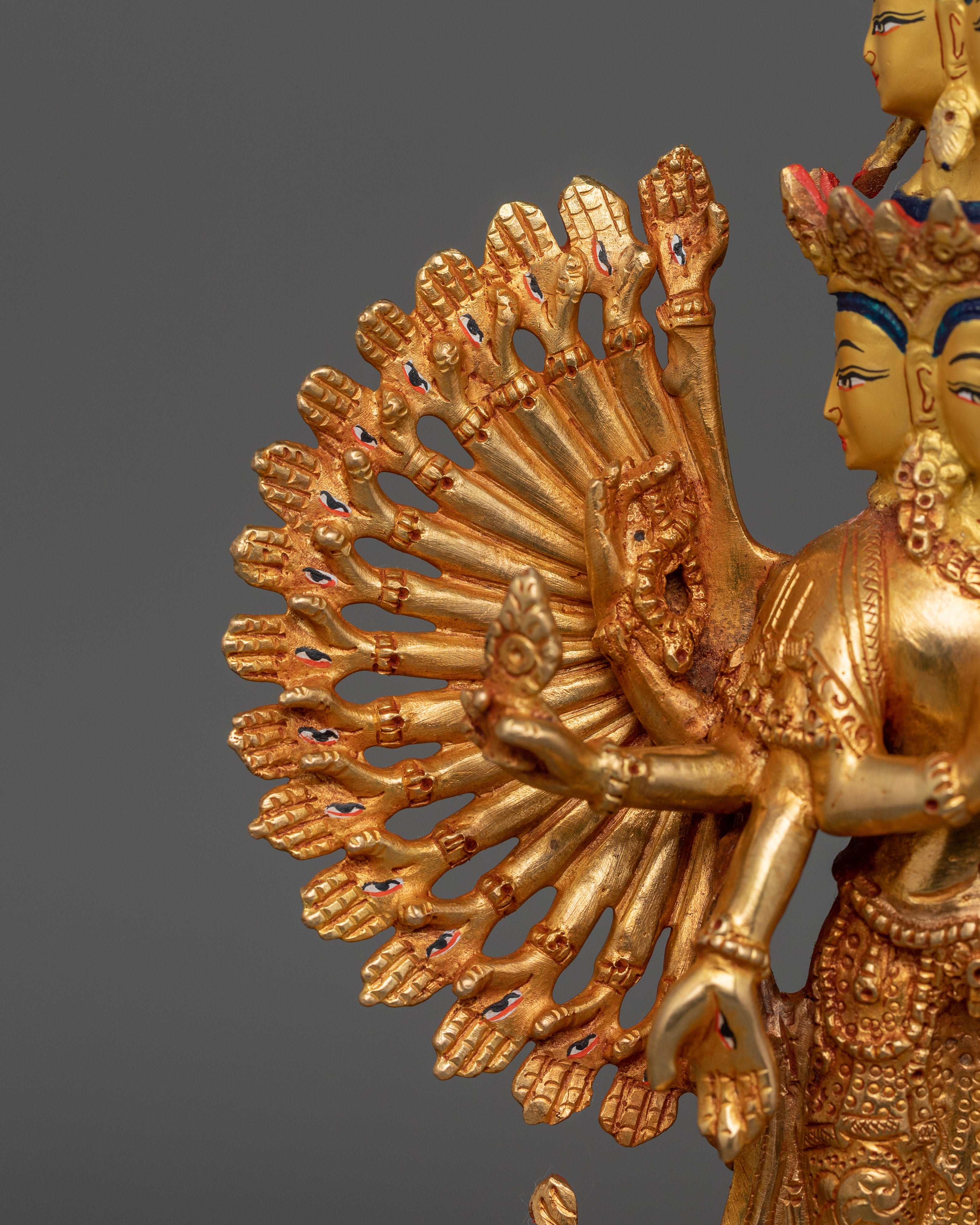 Buddhist Deity 1000 Armed Chenrezig | Avalokiteshvara