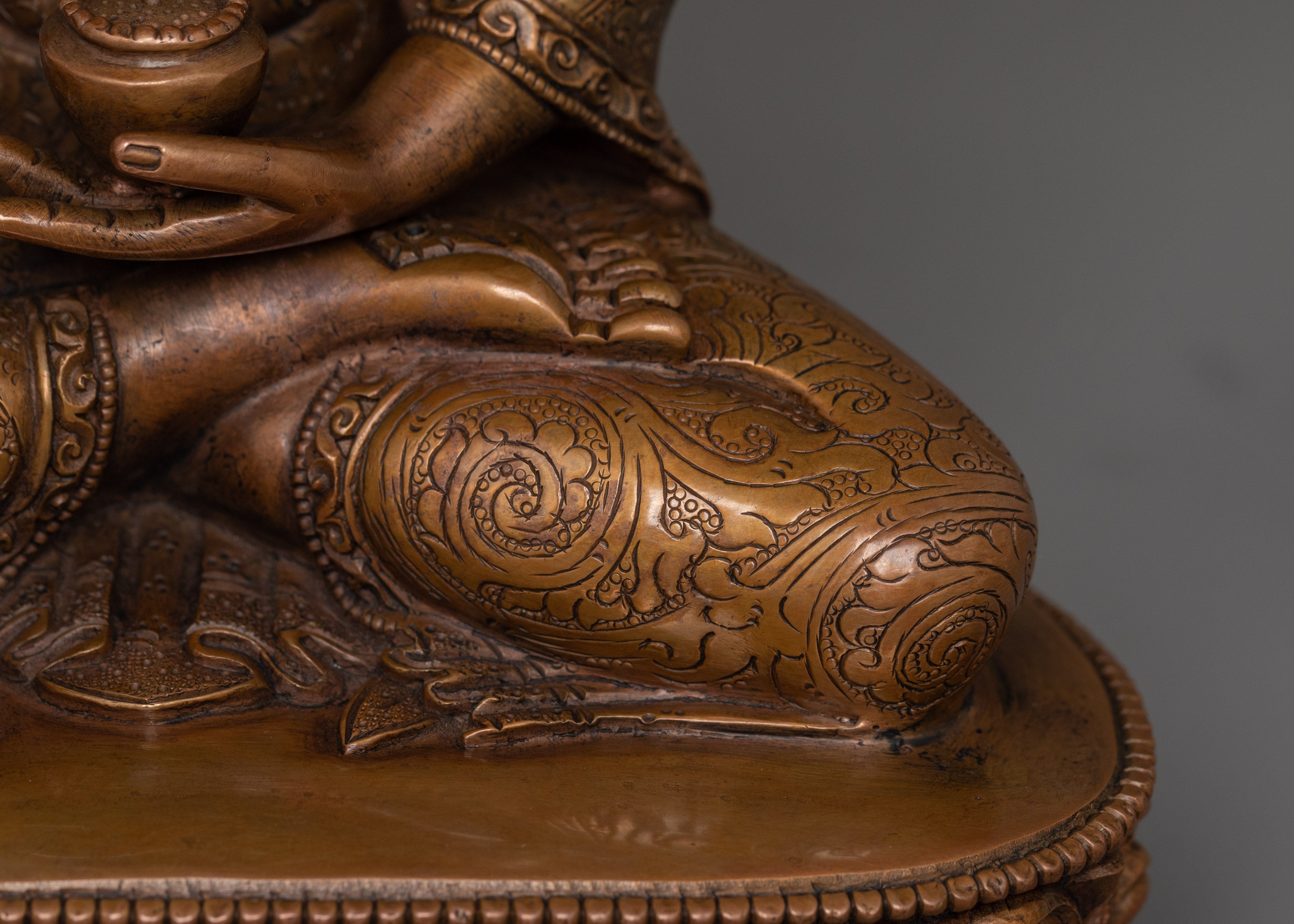 Traditional Handmade Sculpture of Shakyamuni | The Enlightened One