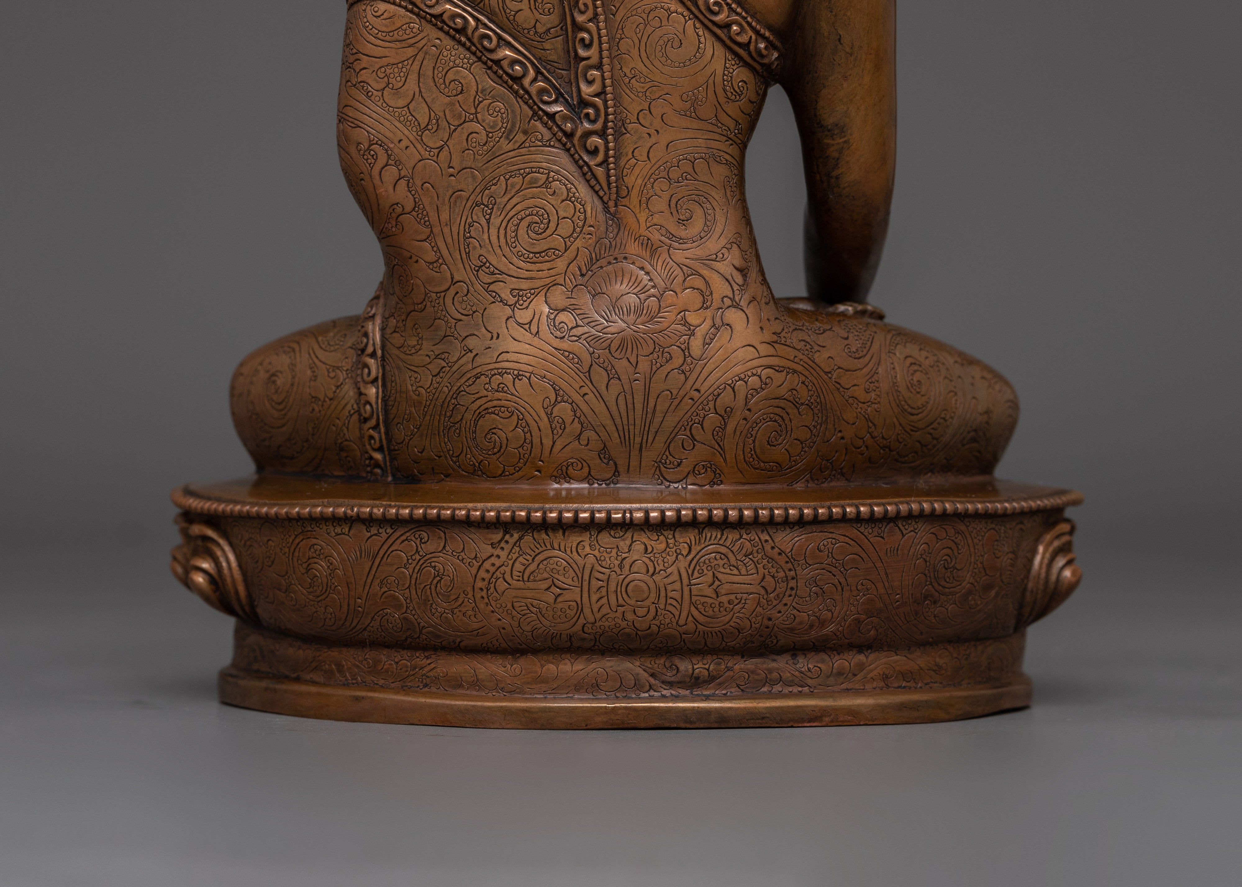 Traditional Handmade Sculpture of Shakyamuni | The Enlightened One