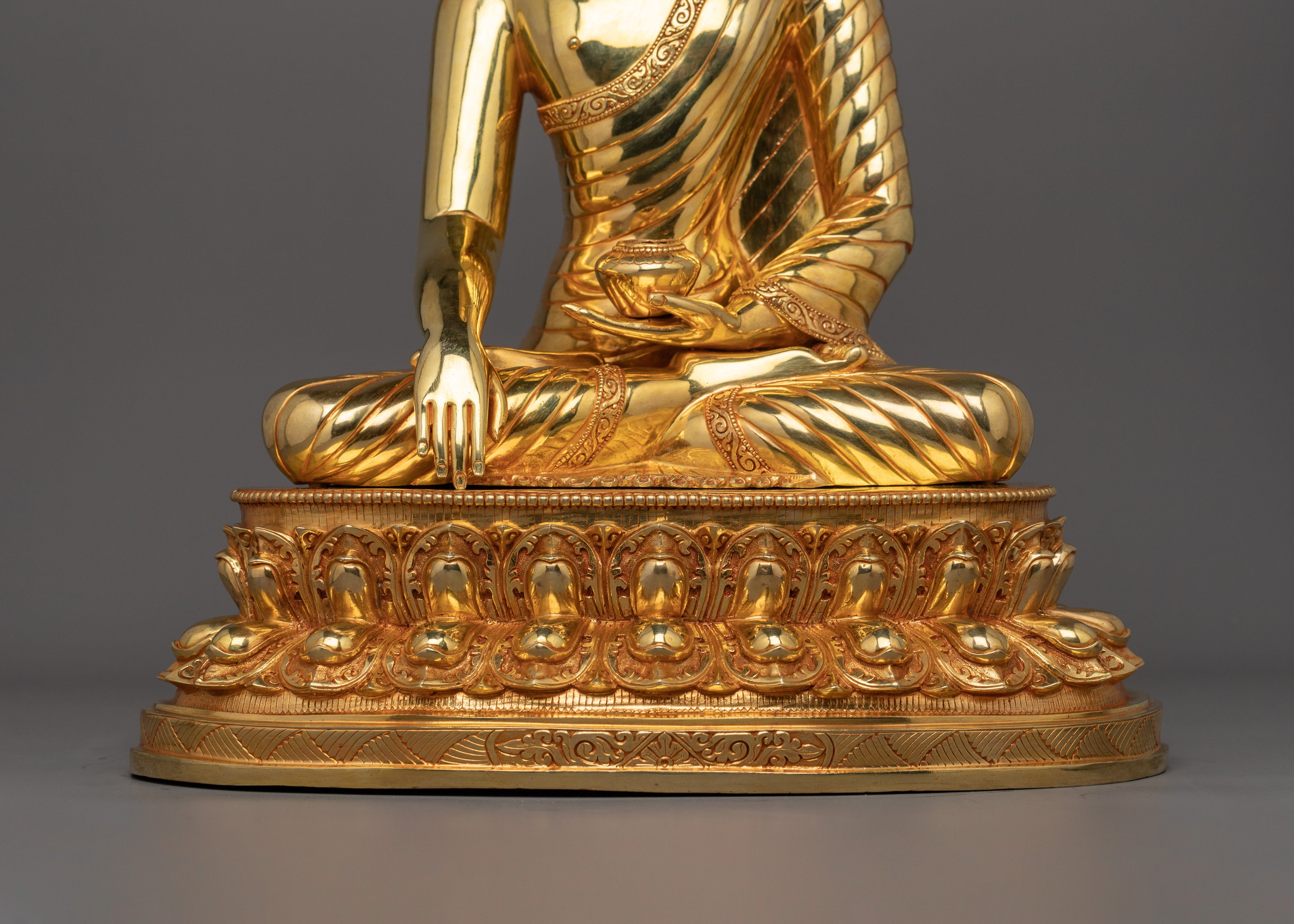 Sculpture of Siddhartha Gautama | Founder of the Dharma
