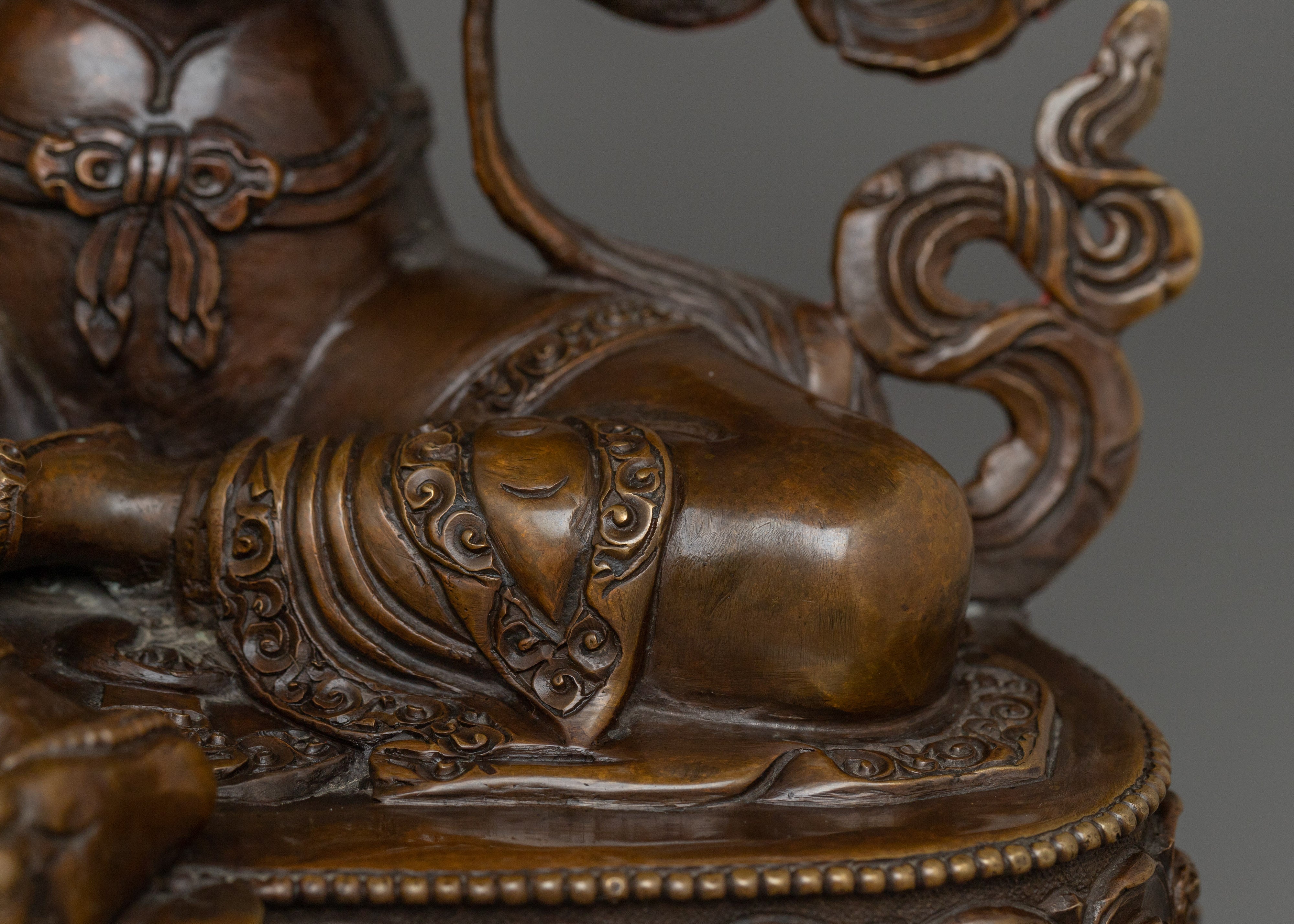 Shyama Tara Compassionate Deity | Swift One Who Hears Cries