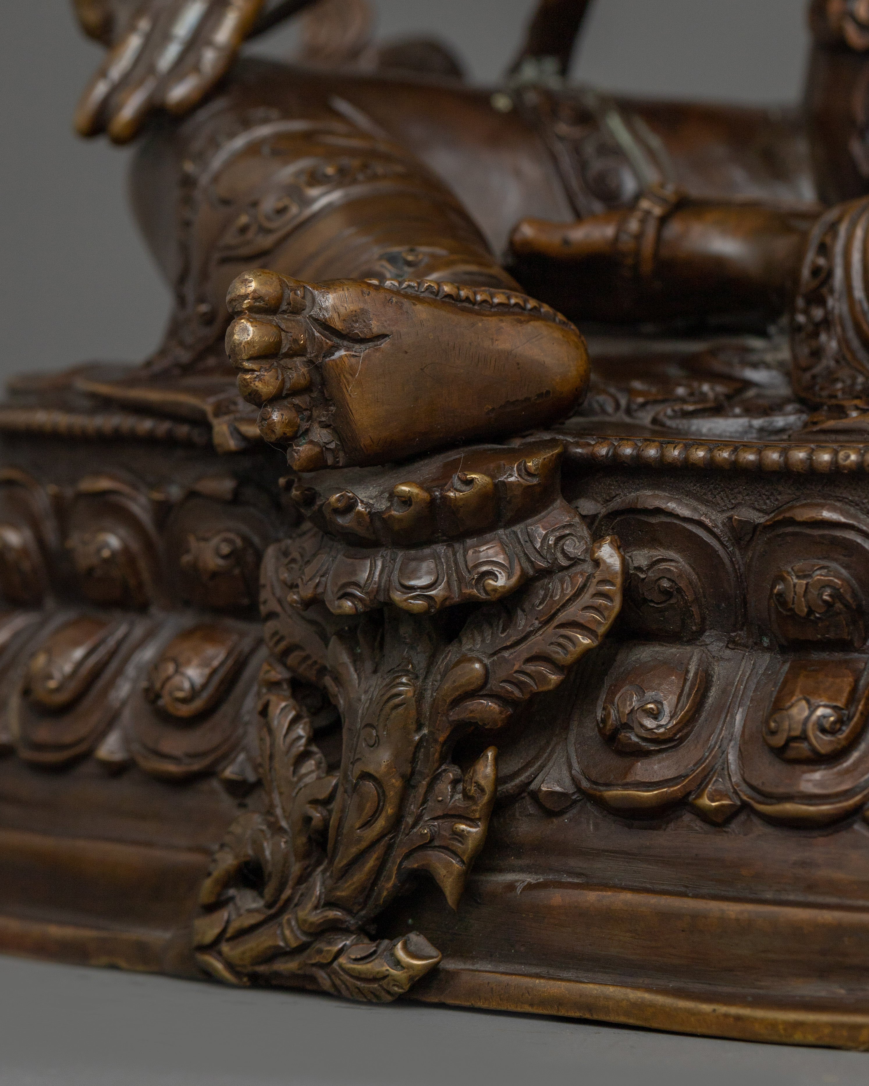 Shyama Tara Compassionate Deity | Swift One Who Hears Cries