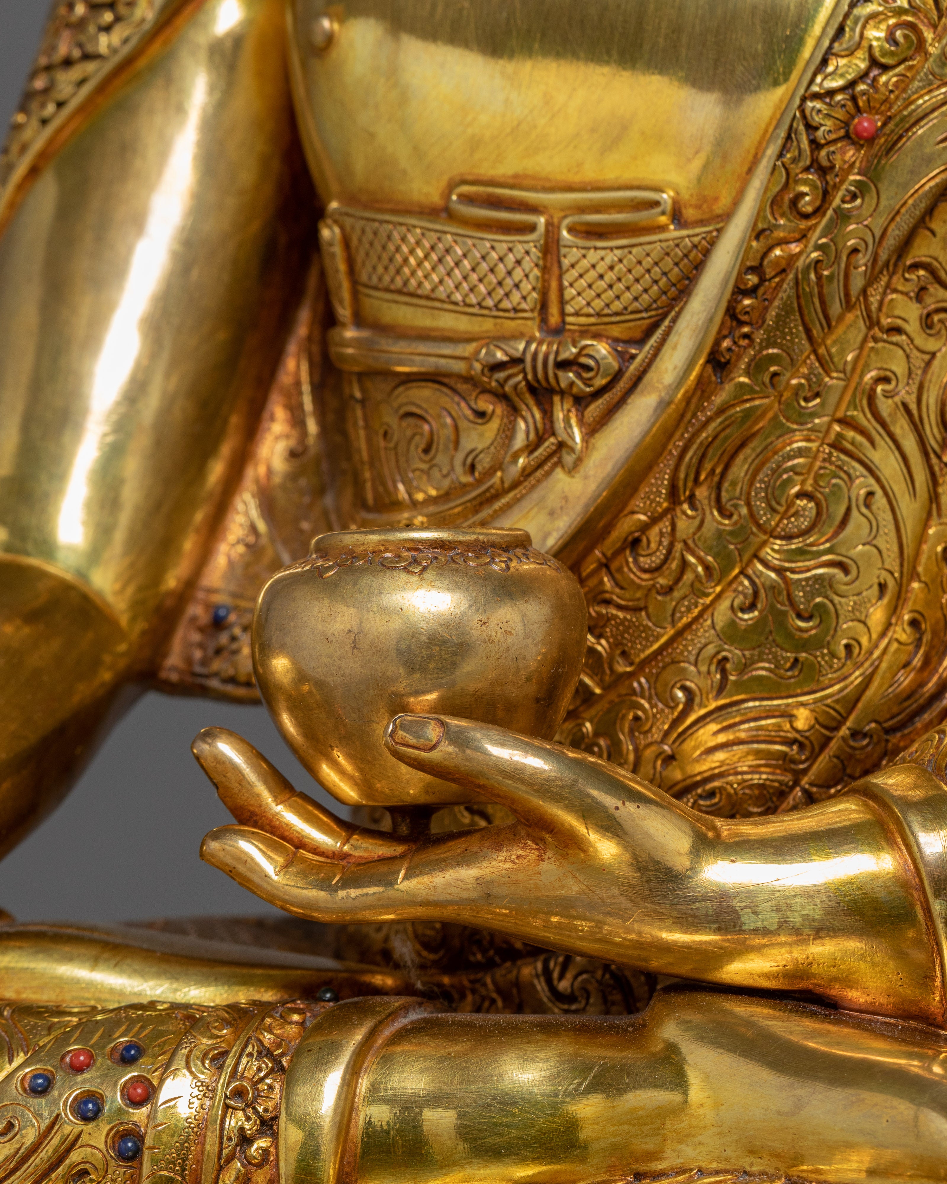 Statue of Buddha Shakyamuni On throne | Sage of the Shakya Clan