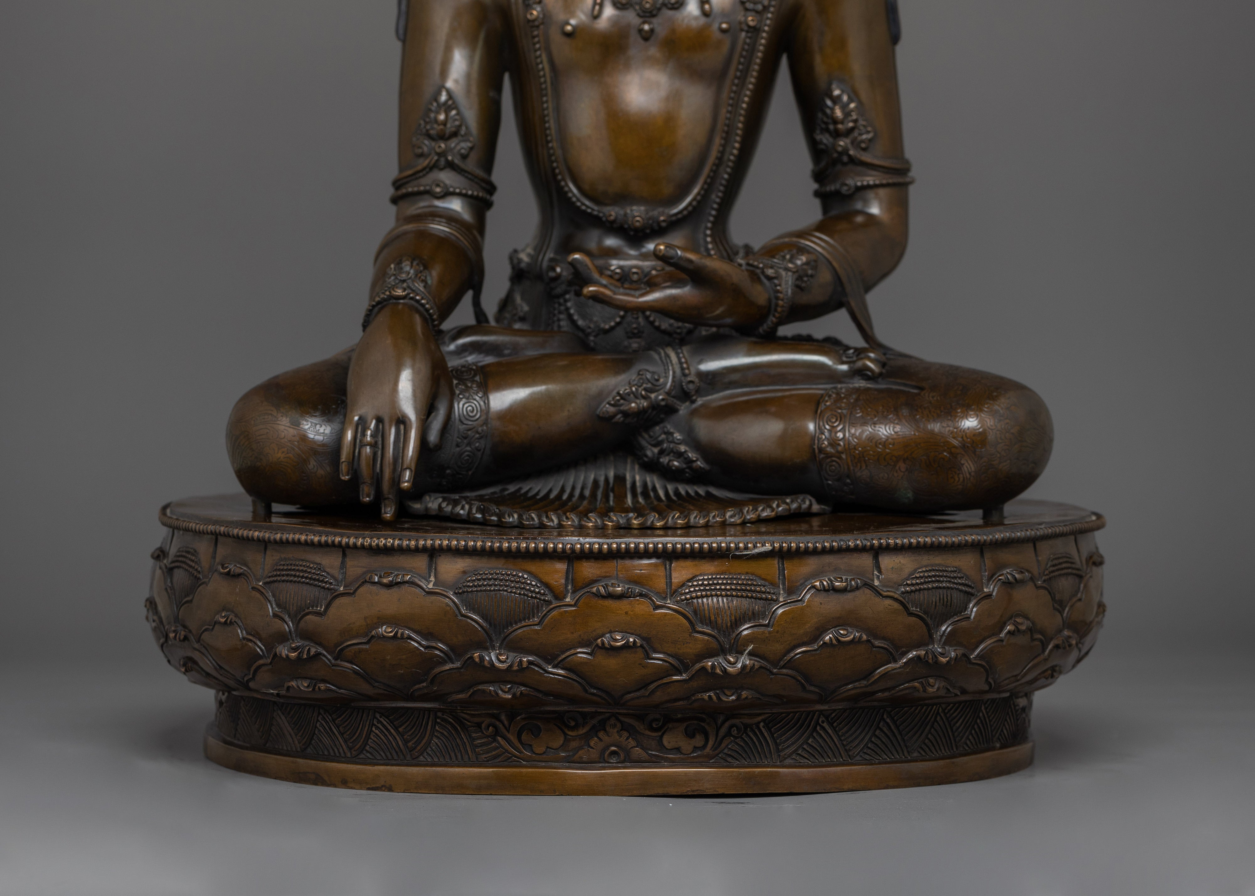 Figurine of Shakyamuni Buddha with Crown | Embodiment of Wisdom and Peace