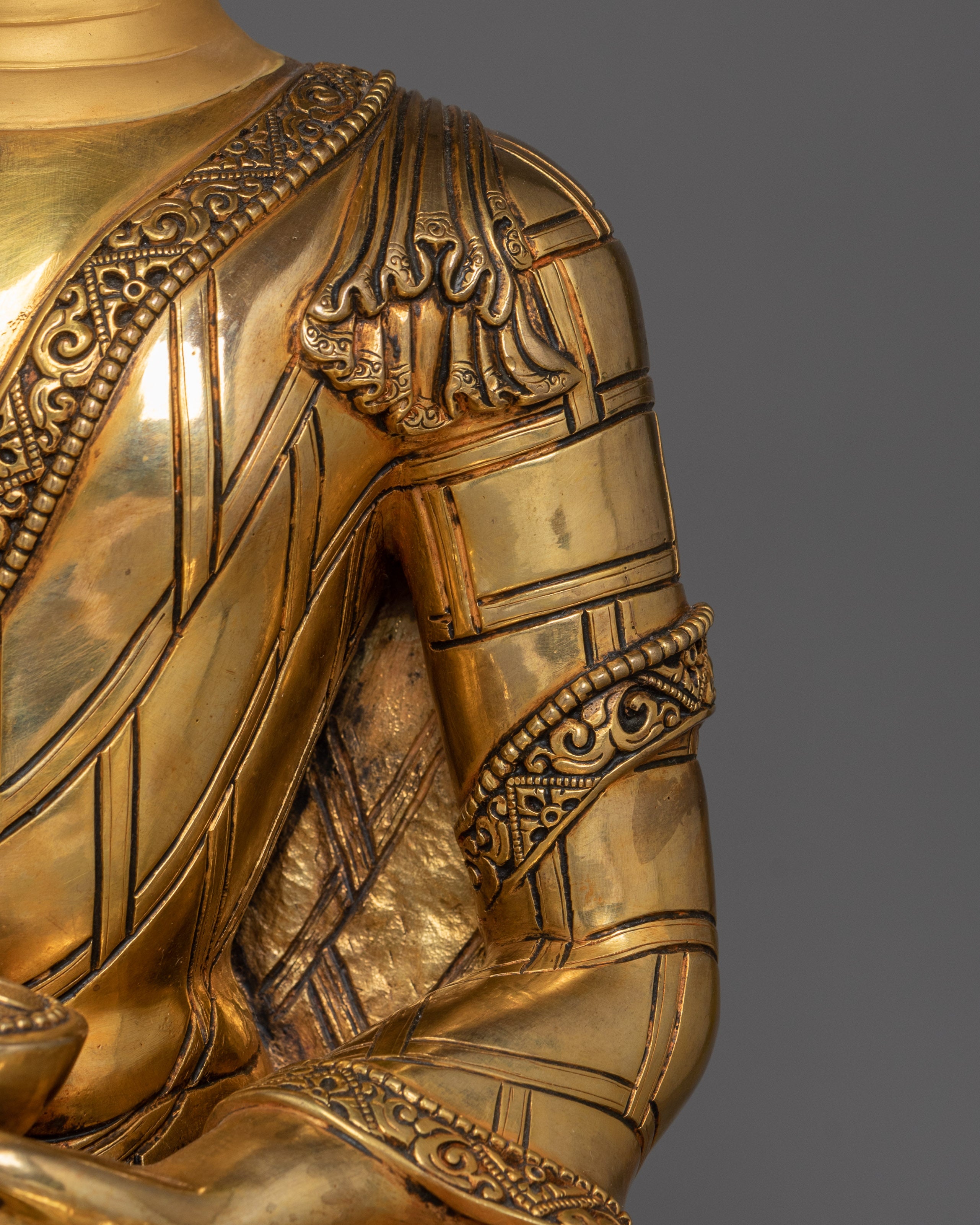 Shakyamuni Buddha Statue, The Ideal for Meditation | Siddhartha Gautama Sculpture