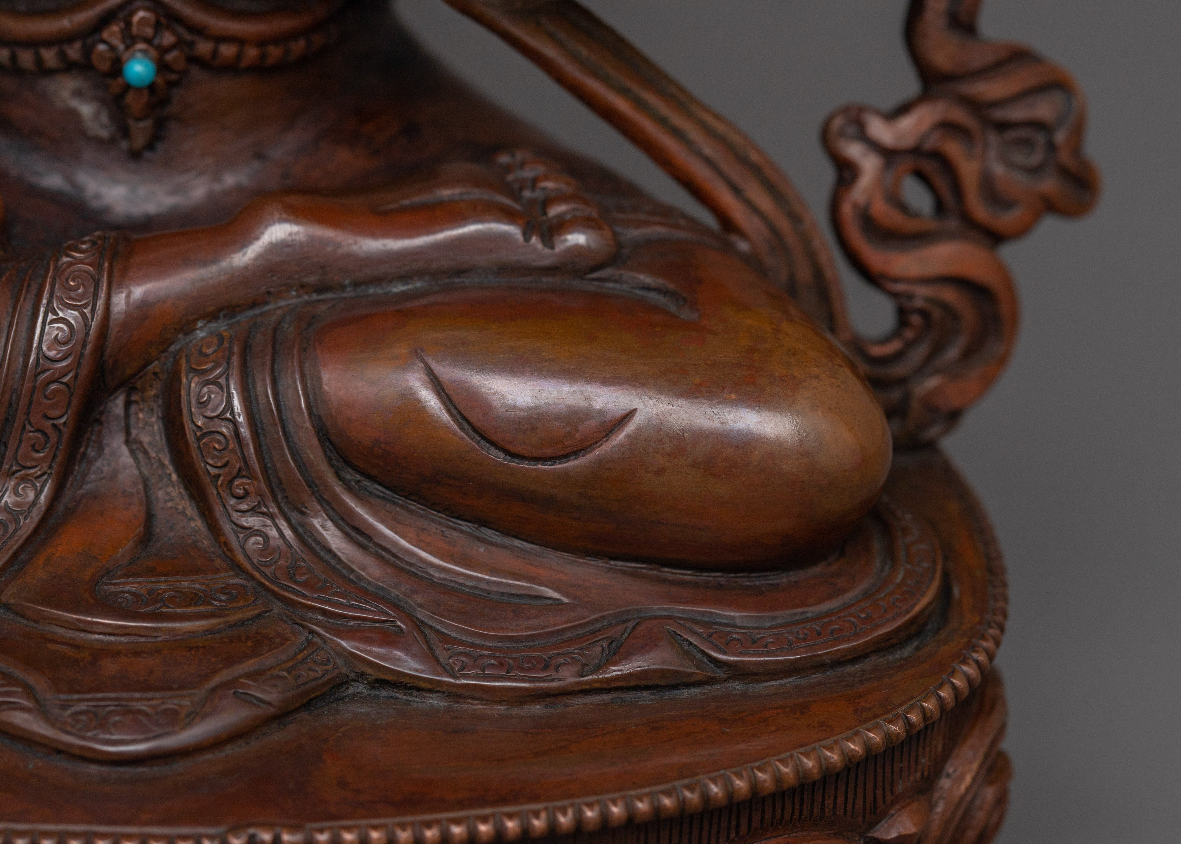 Himalayan Avalokitshvara Statue | The one who looks with unwavering eye