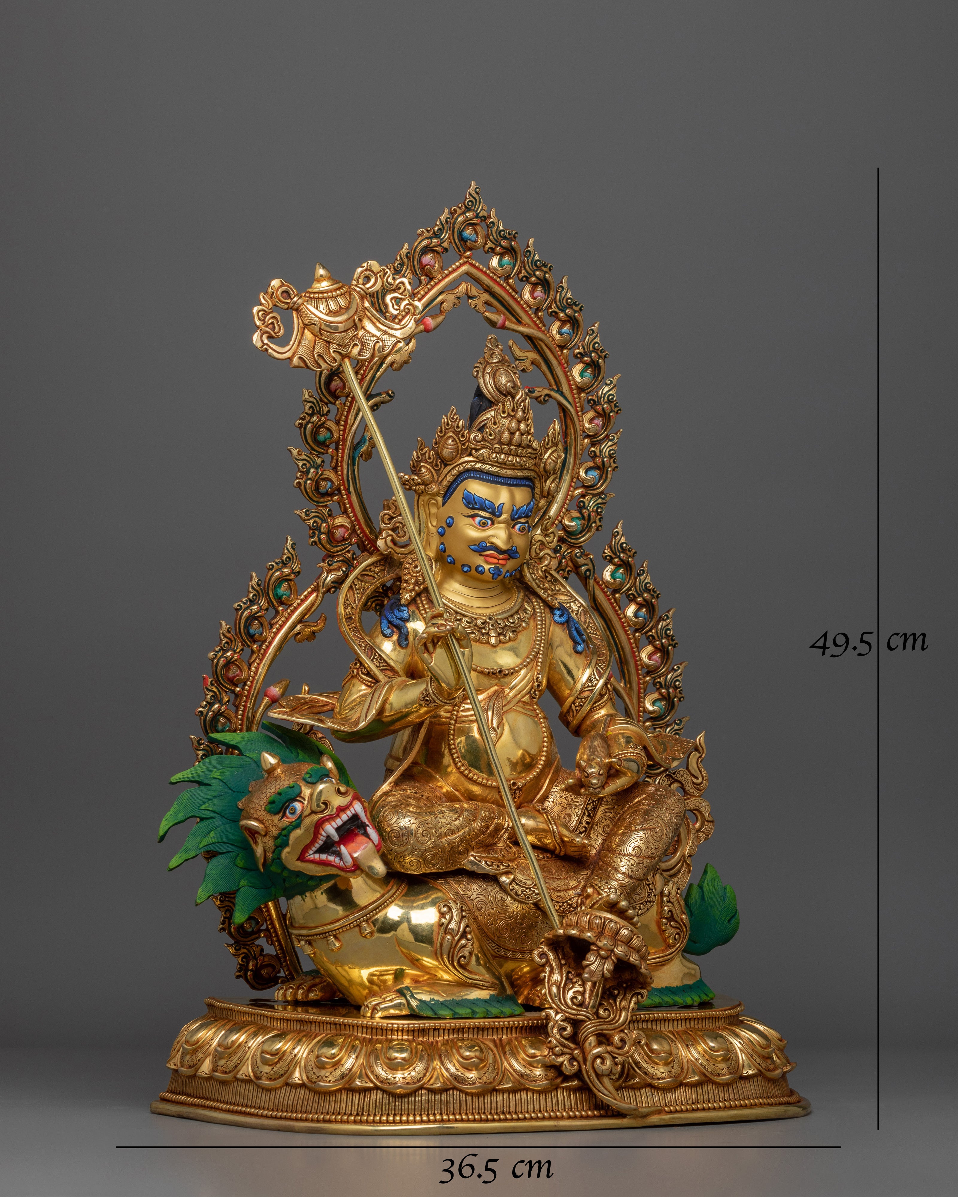 sculpture-of-wealth-deity-namtoshe