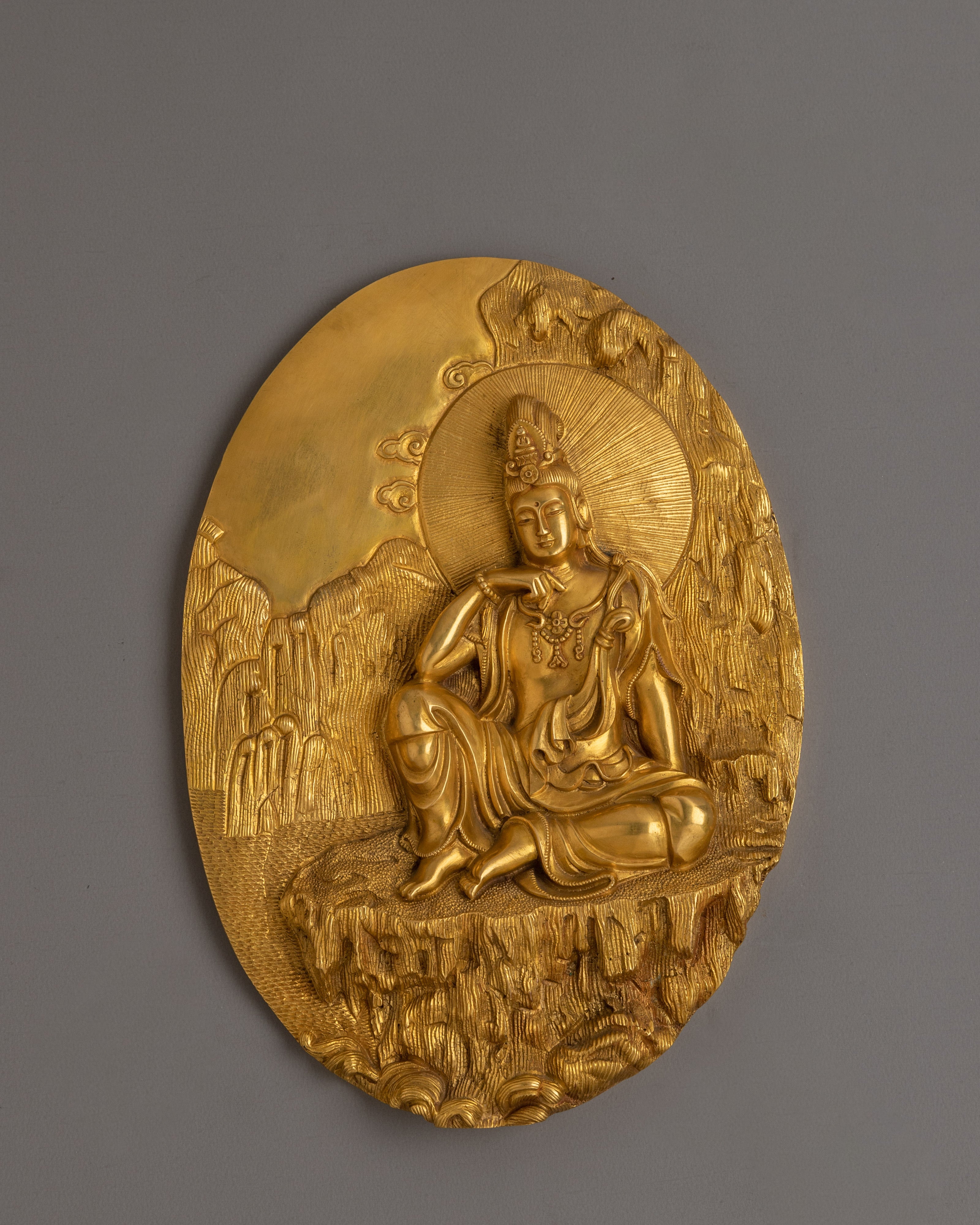 Oval Guanyin Sculpture | Oval of Compassion