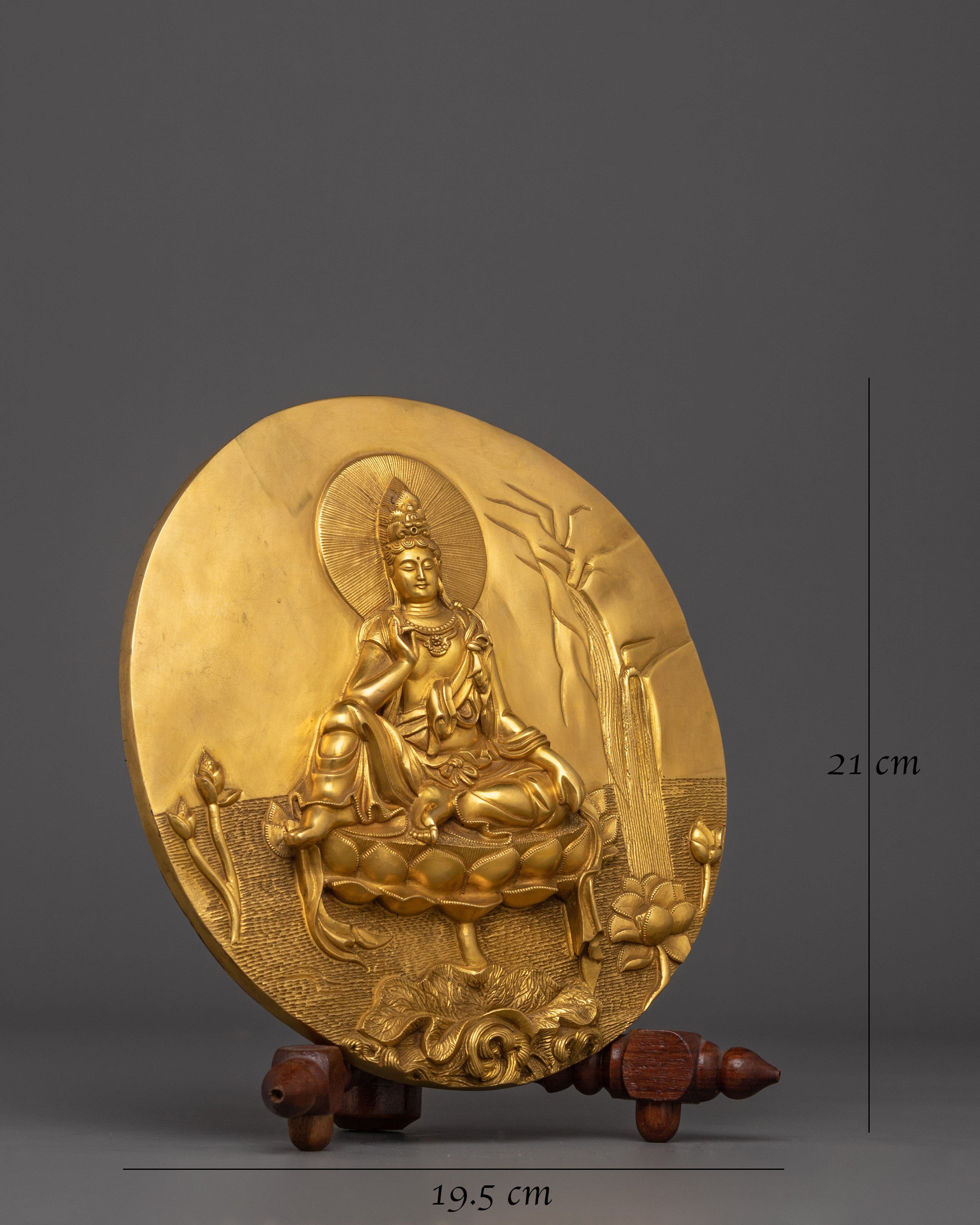 handmade-sculpture-of-guanyin