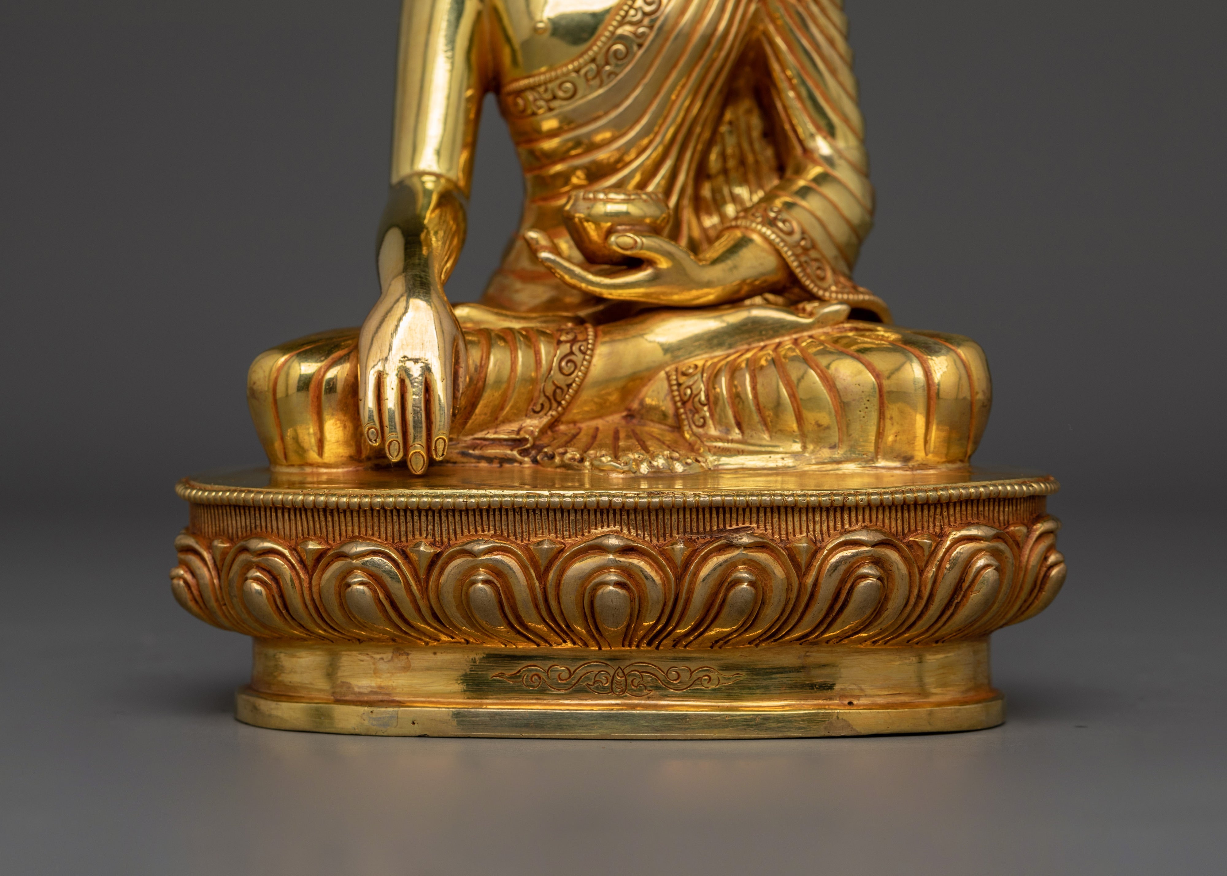 Figurine of Historical Buddha Shakyamuni | Enlightened One