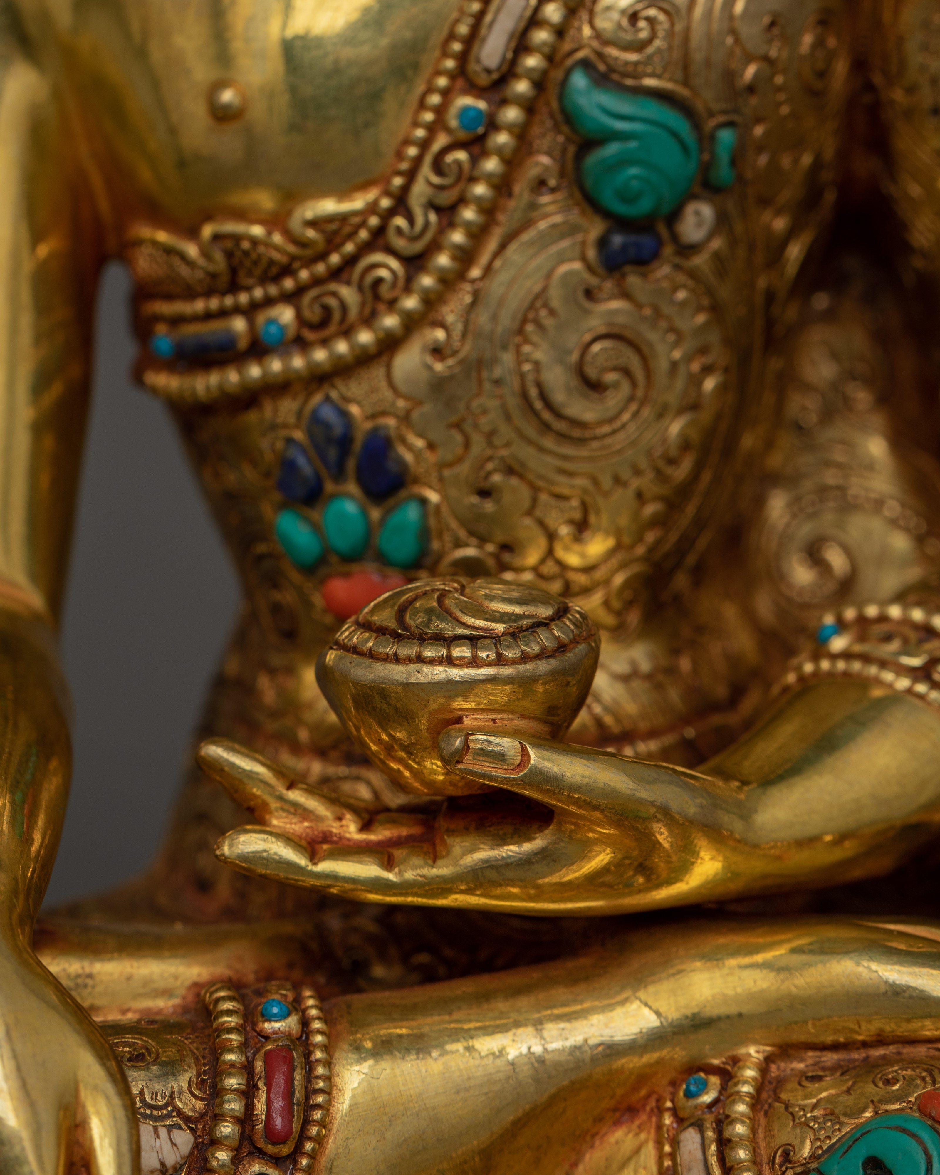 The Tibetan Art of Shakyamuni Buddha | The Light of Enlightenment