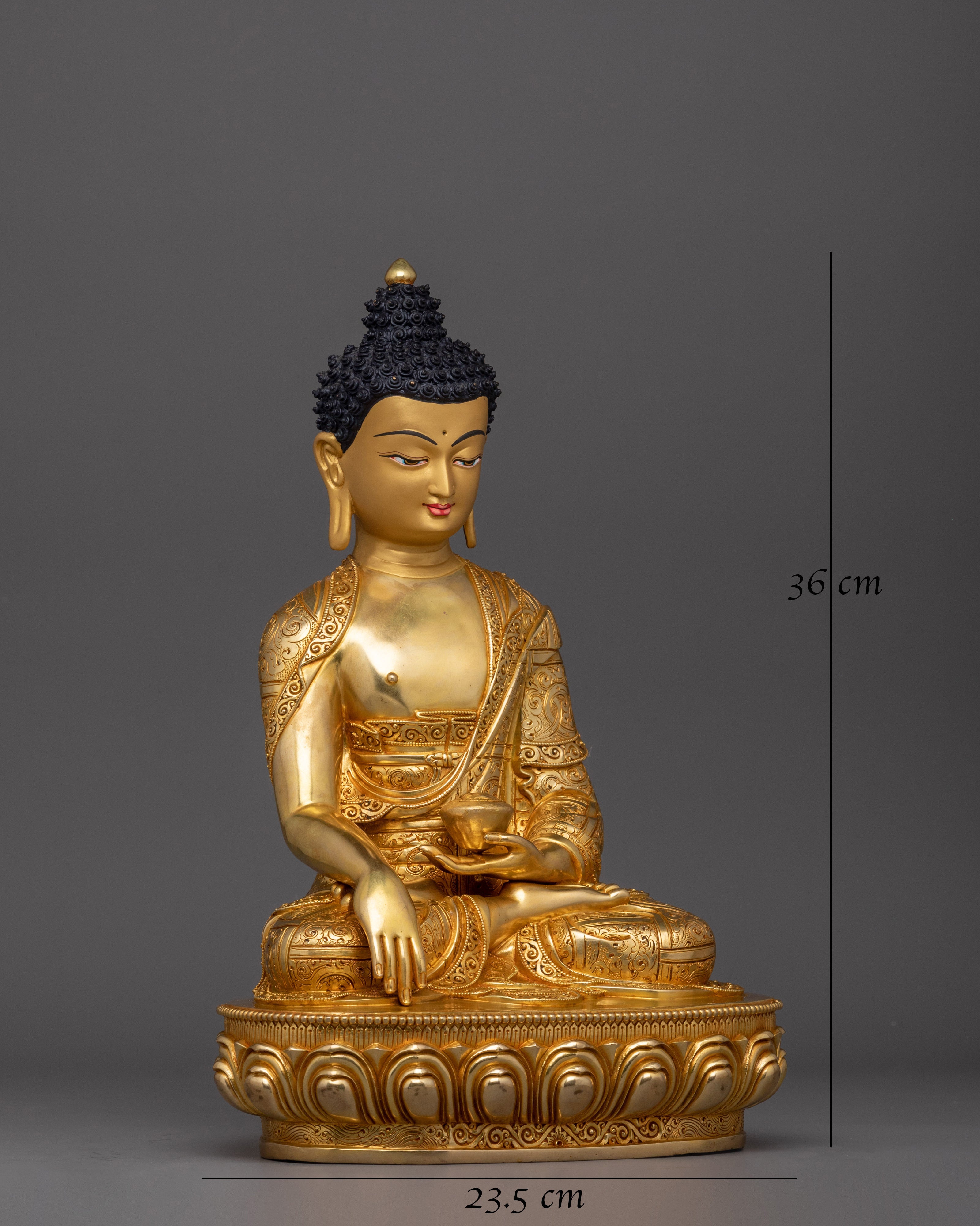 golden-shakyamuni-buddha-statue