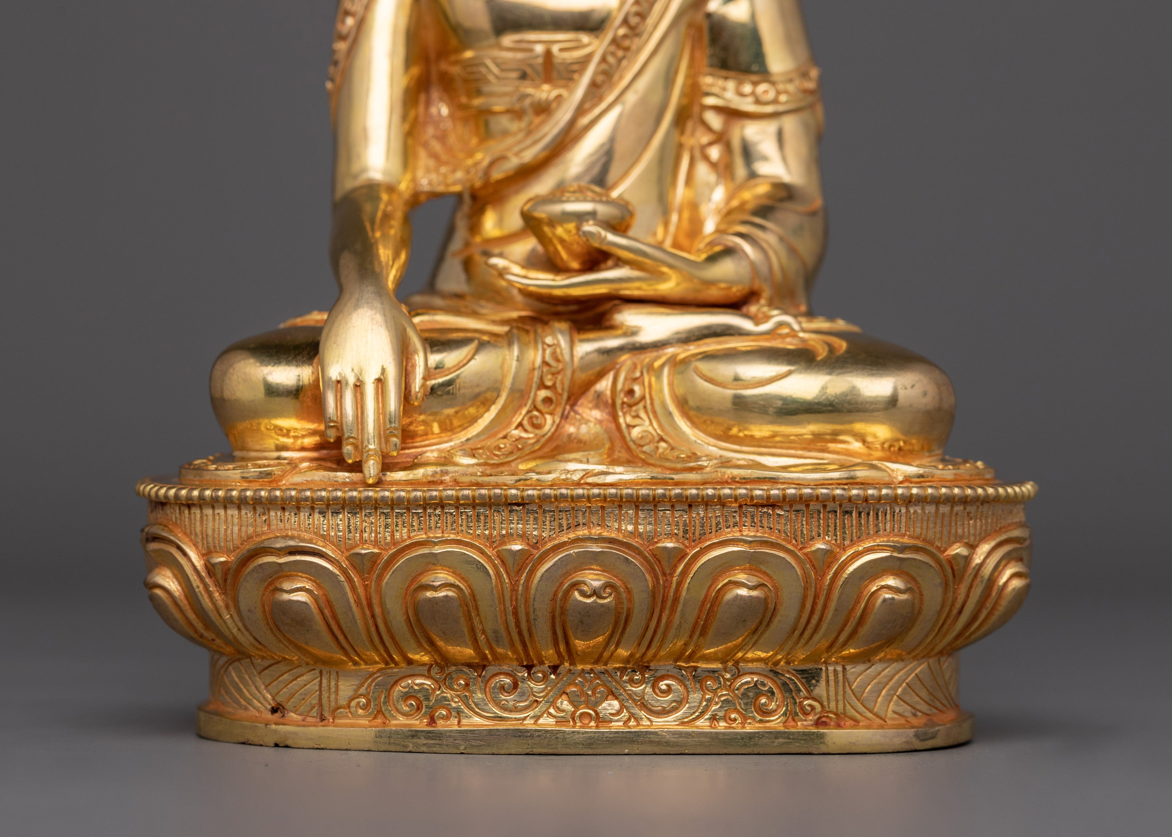 Buddha of Wisdom Shakyamuni | The Enlightened One