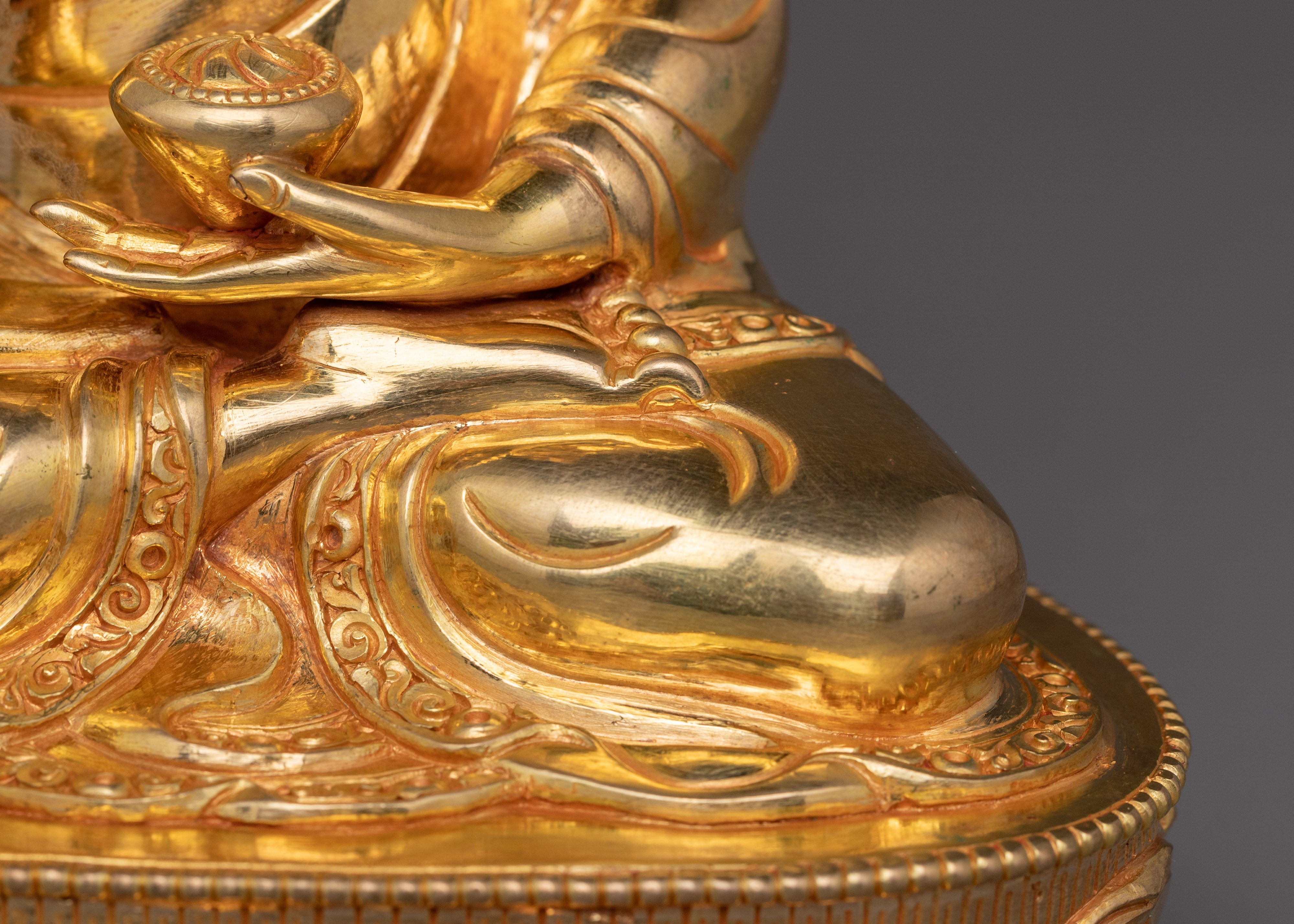 Buddha of Wisdom Shakyamuni | The Enlightened One