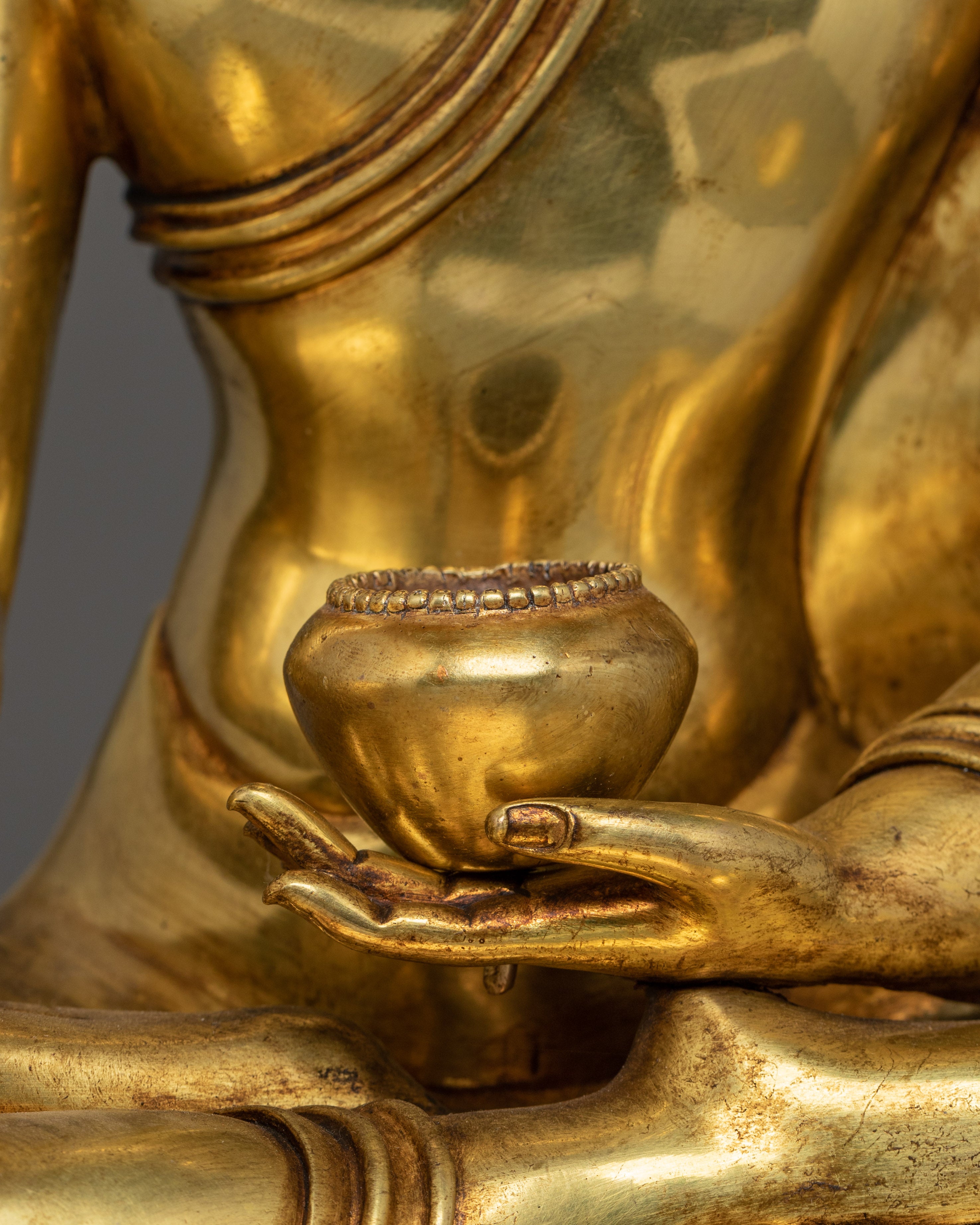 Sculpture of Historical Buddha Shakyamuni | The Awakened One