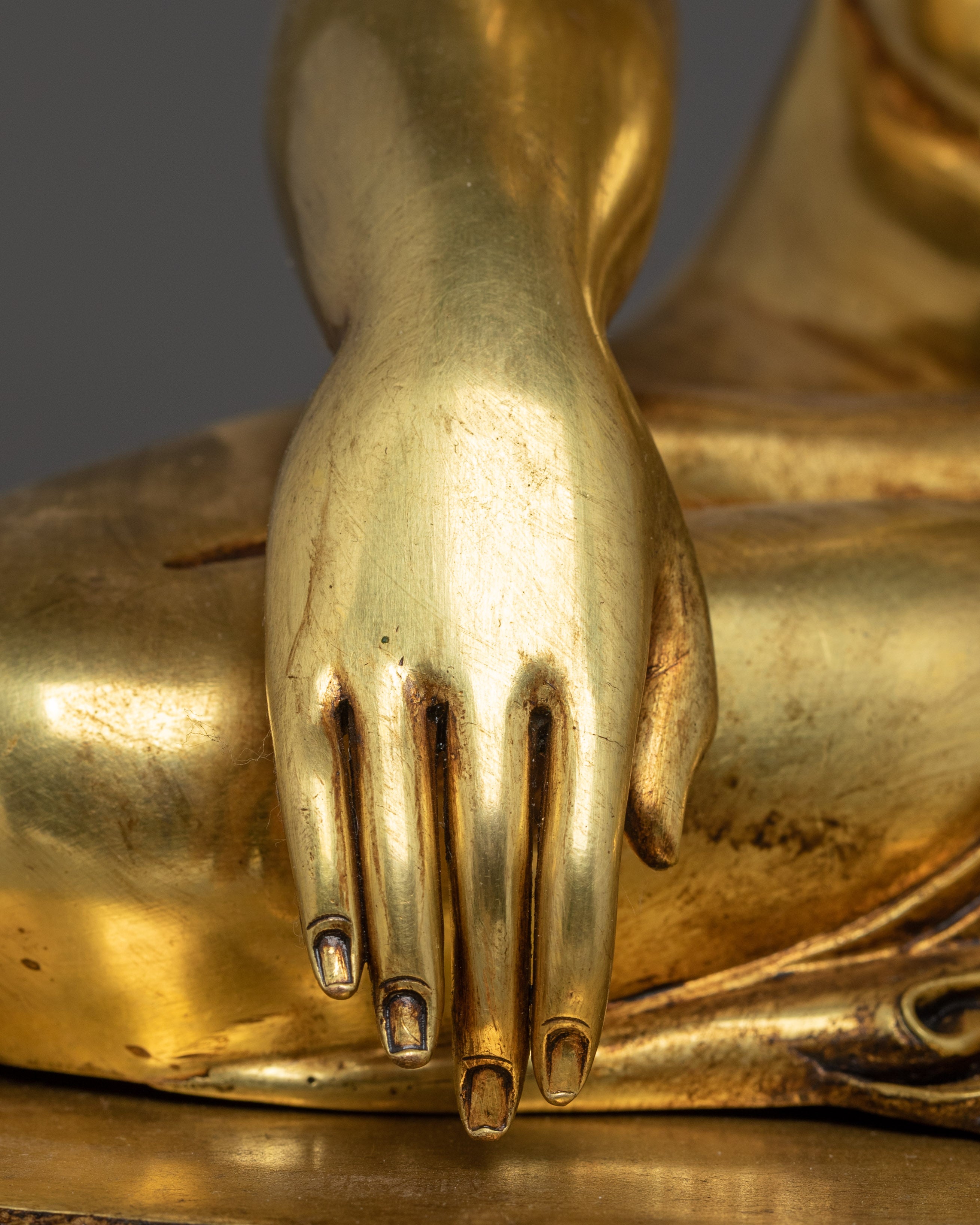 Sculpture of Historical Buddha Shakyamuni | The Awakened One