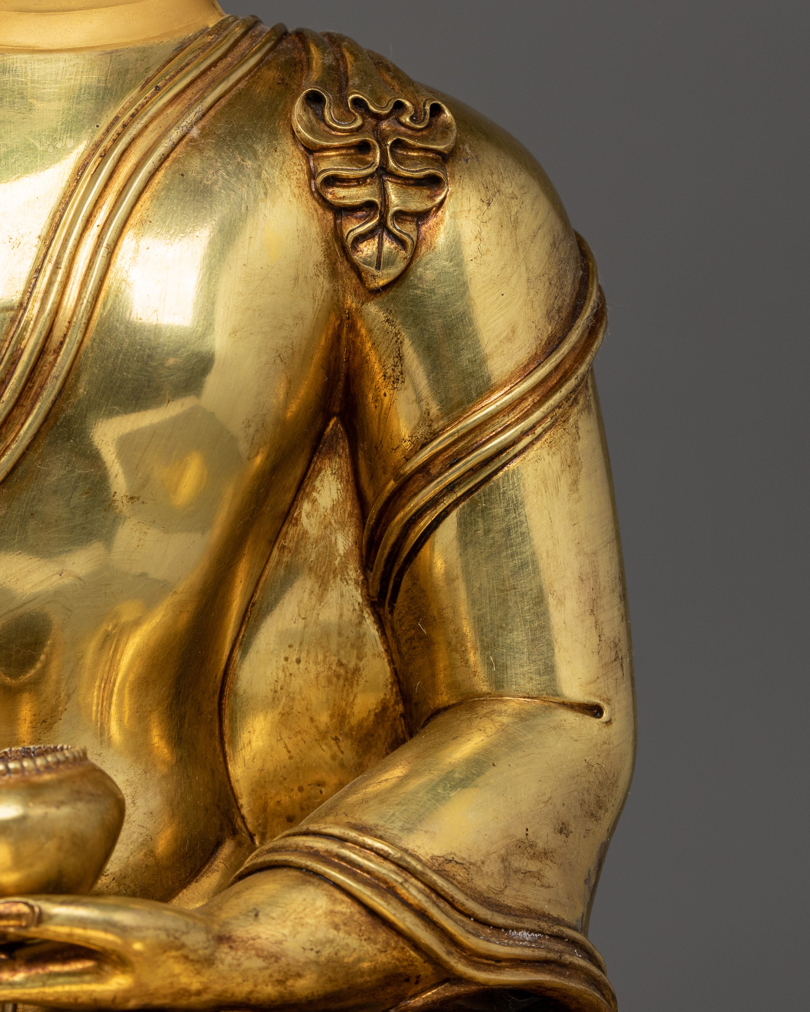 Sculpture of Historical Buddha Shakyamuni | The Awakened One