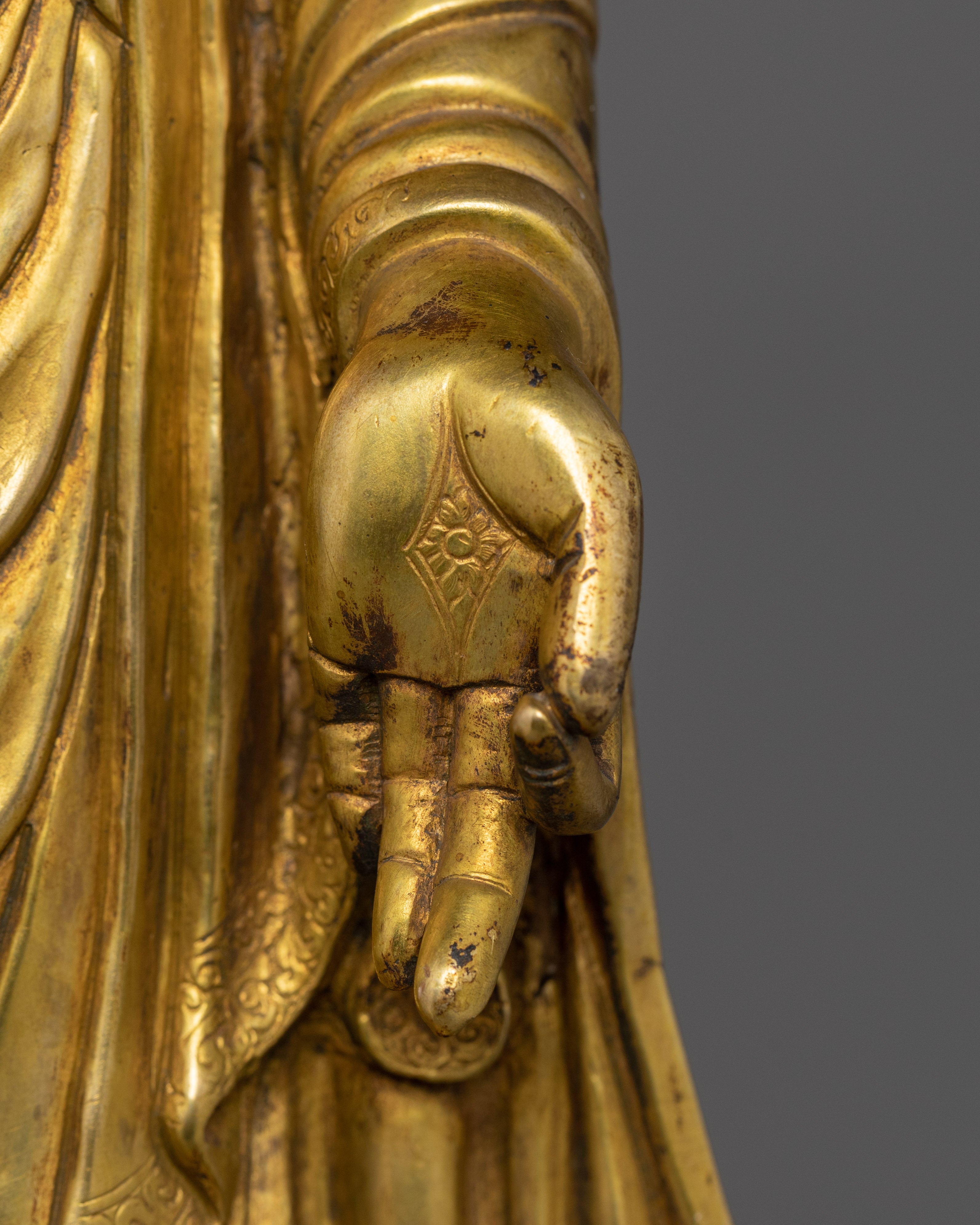 Shakyamuni Buddha on Turtle Statue | Emblem of Strength and Serenity