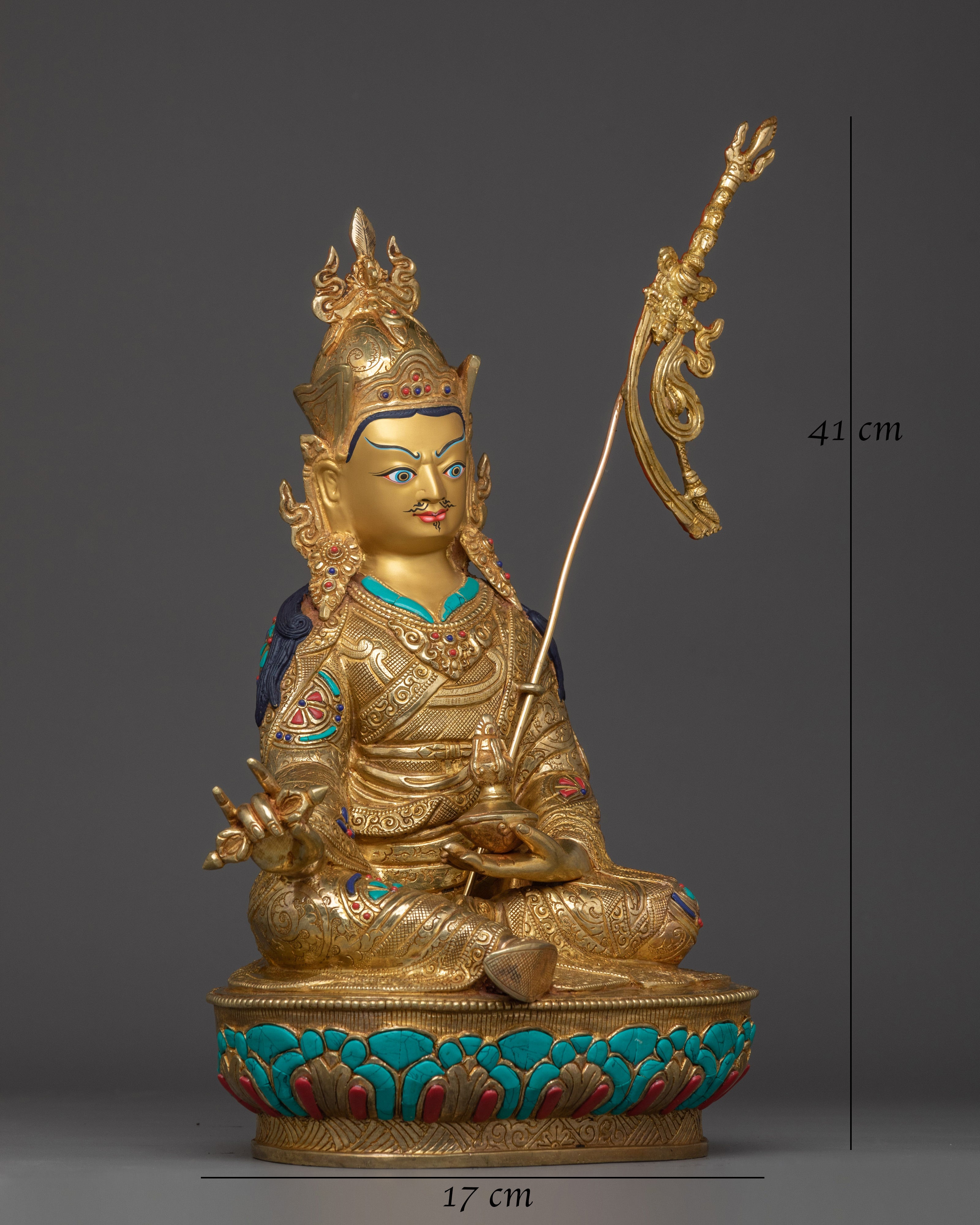 guru-rinpoche-tantric-master-statue