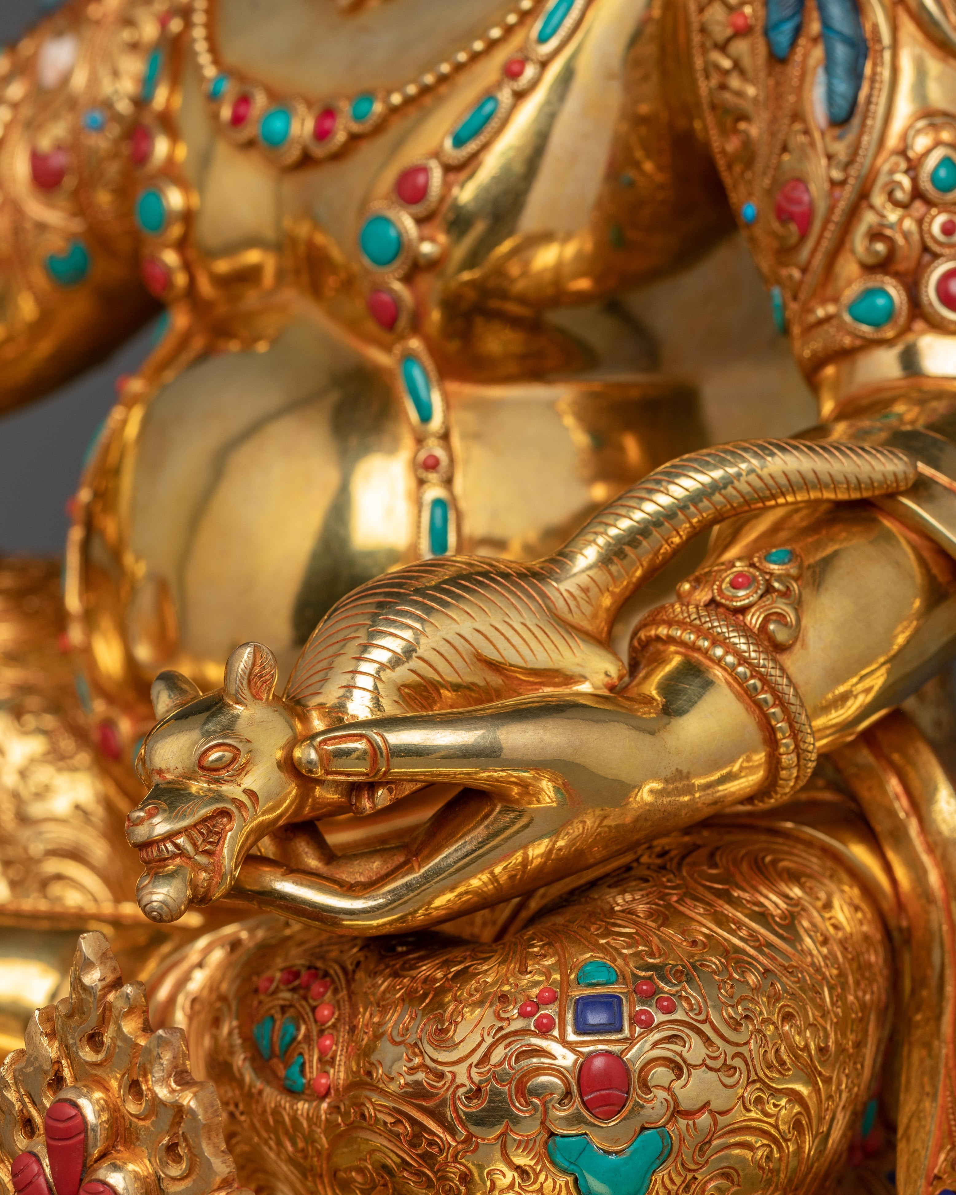 Dzambhala Statue | Deity of Abundance and Prosperity