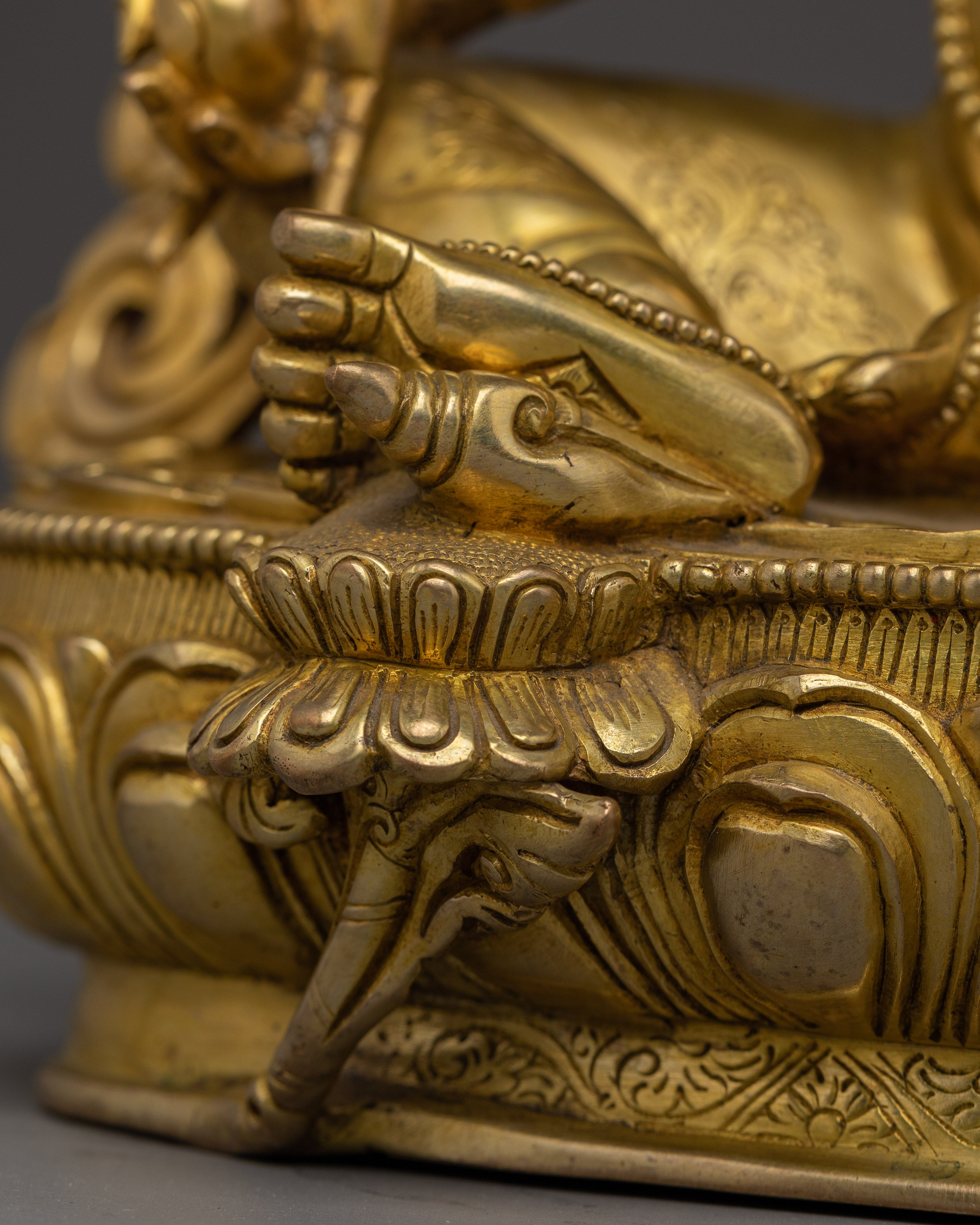 Figurine of Wealth Deity Dzambhala | Prosperity Deity in Tibetan Buddhism