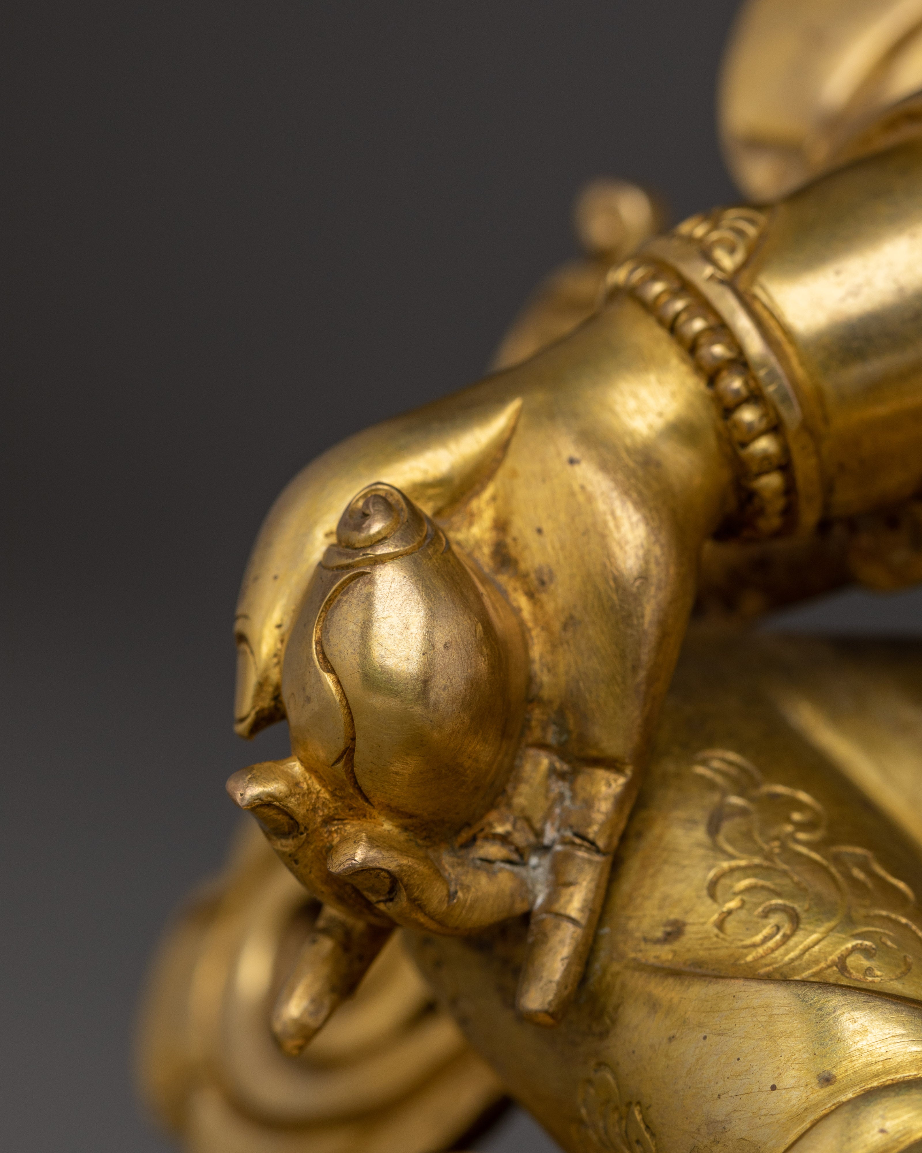 Figurine of Wealth Deity Dzambhala | Prosperity Deity in Tibetan Buddhism