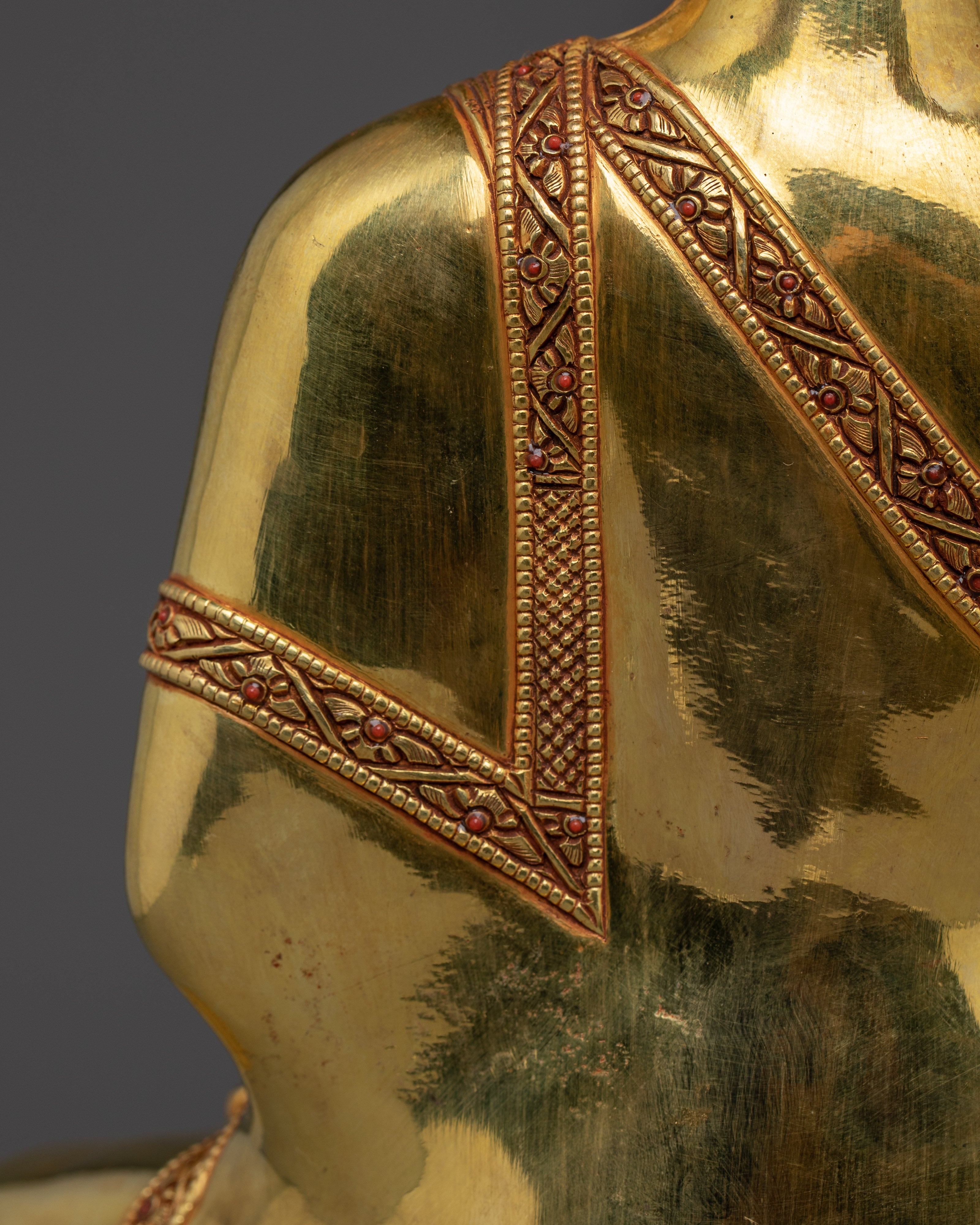 Sculpture of Dharma Teacher Shakyamuni Buddha | The Enlightened One