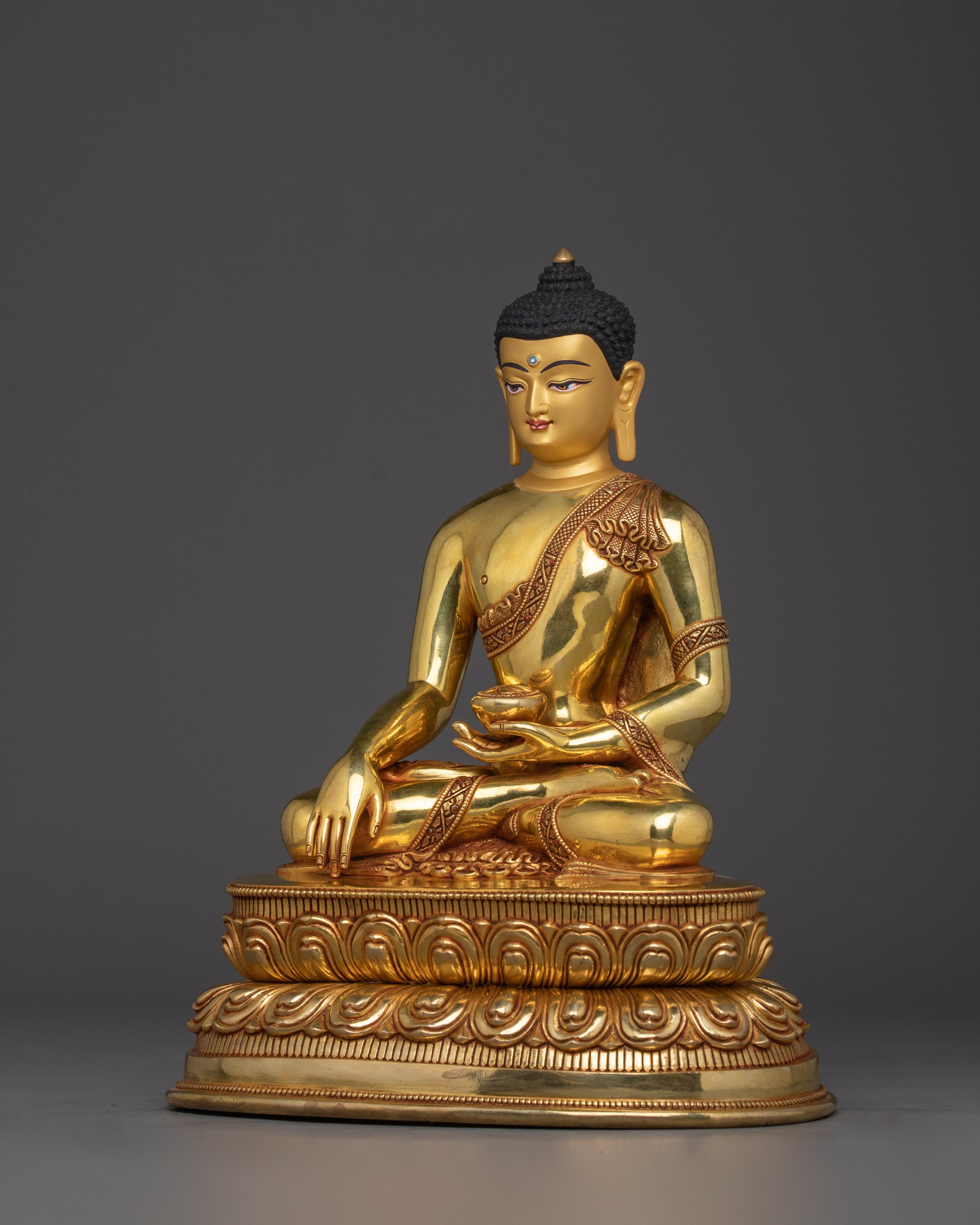 Sculpture of Dharma Teacher Shakyamuni Buddha | The Enlightened One