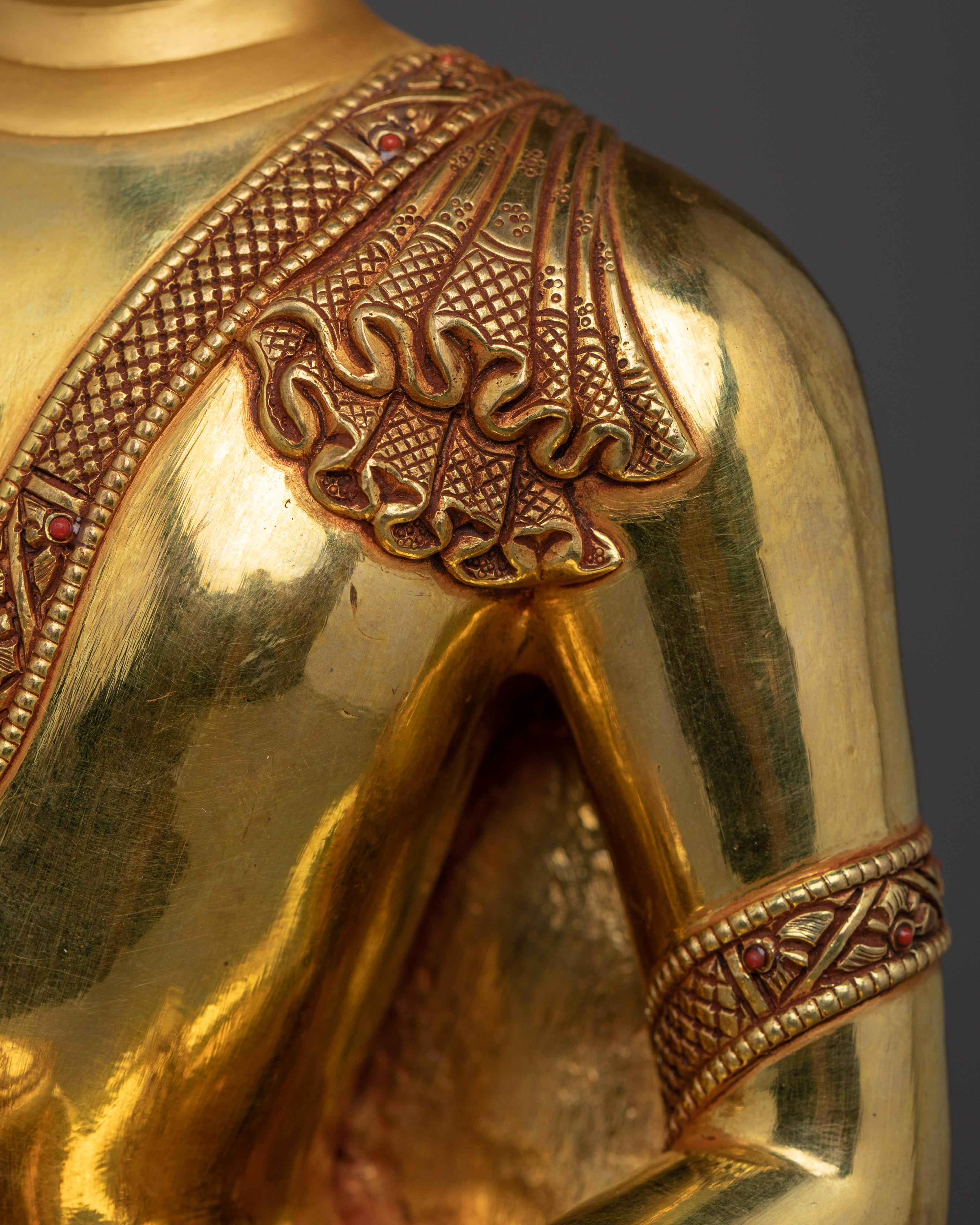 Sculpture of Dharma Teacher Shakyamuni Buddha | The Enlightened One