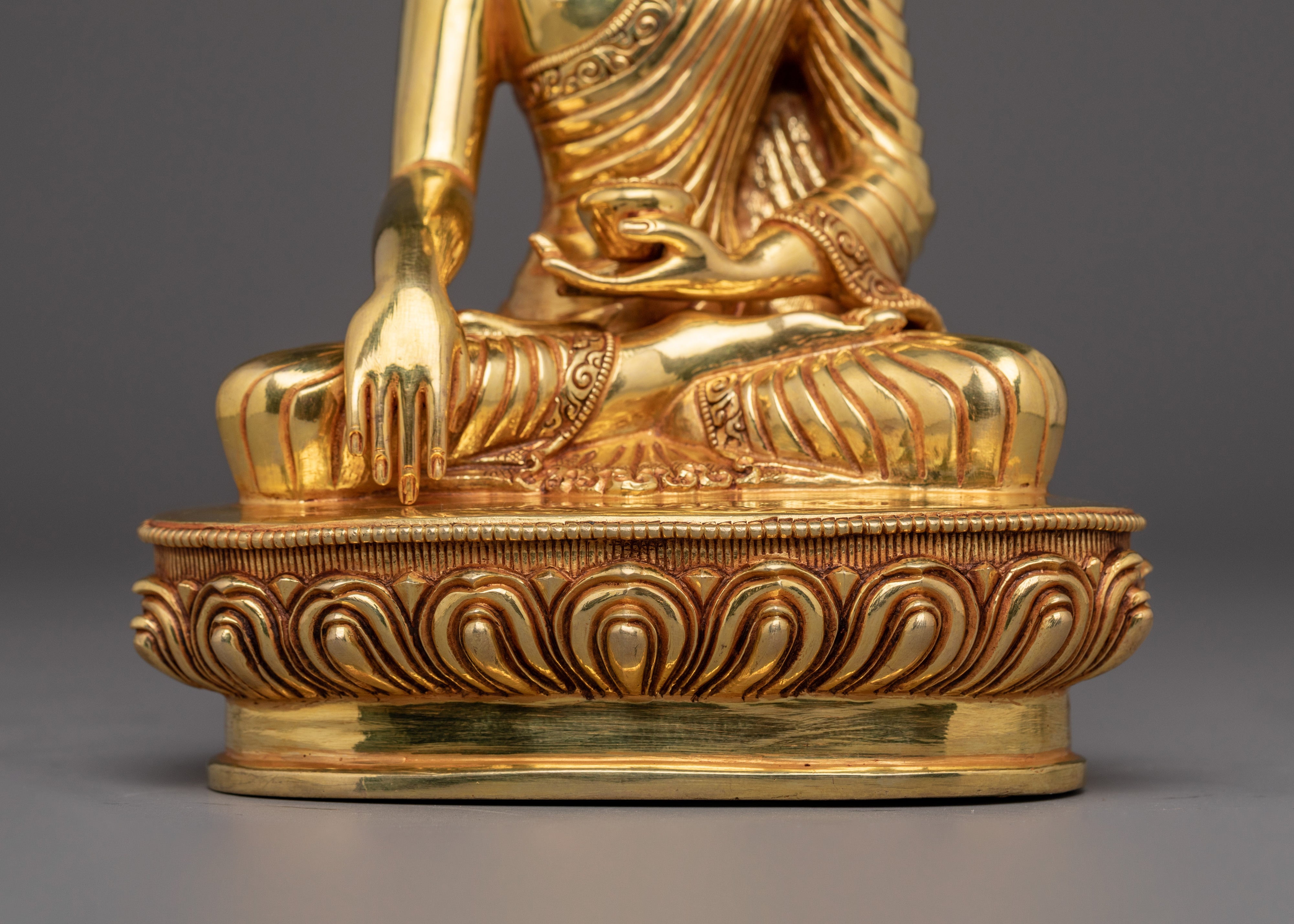 Gautama Buddha Serene Statue | Shakyamuni Buddha - Dharma Teacher