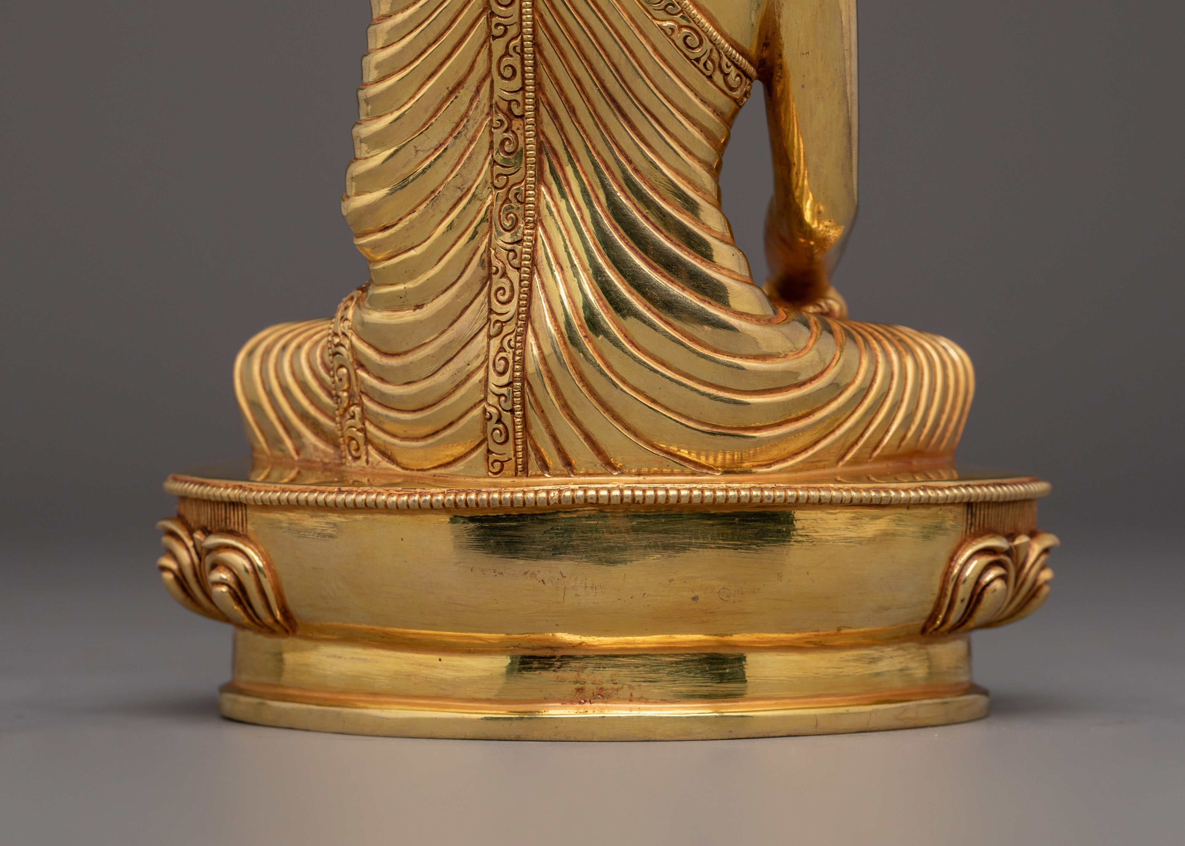 Gautama Buddha Serene Statue | Shakyamuni Buddha - Dharma Teacher