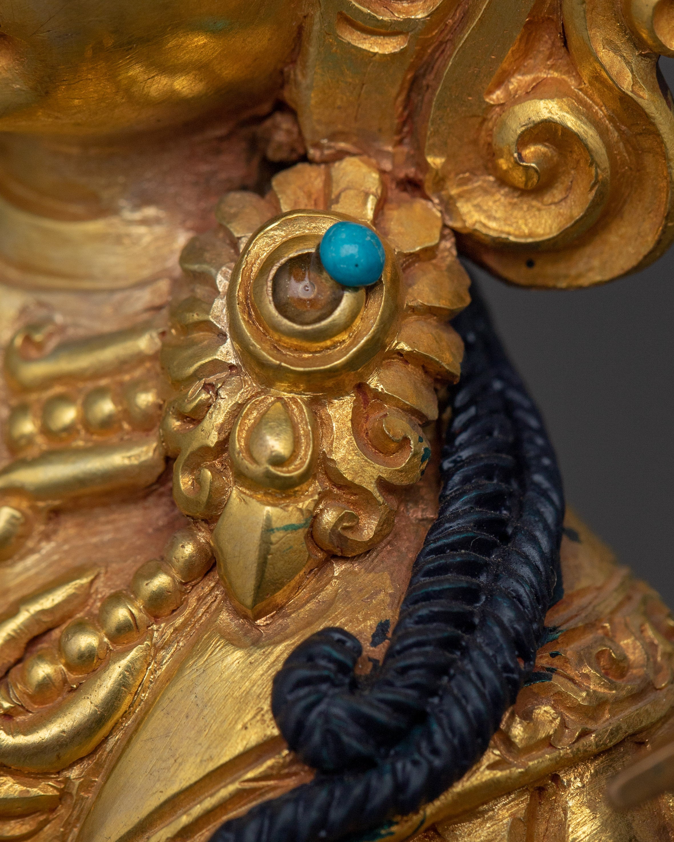 Statue of Amoghapasa Lokeshwora | Multi-armed form of Avalokiteshvara