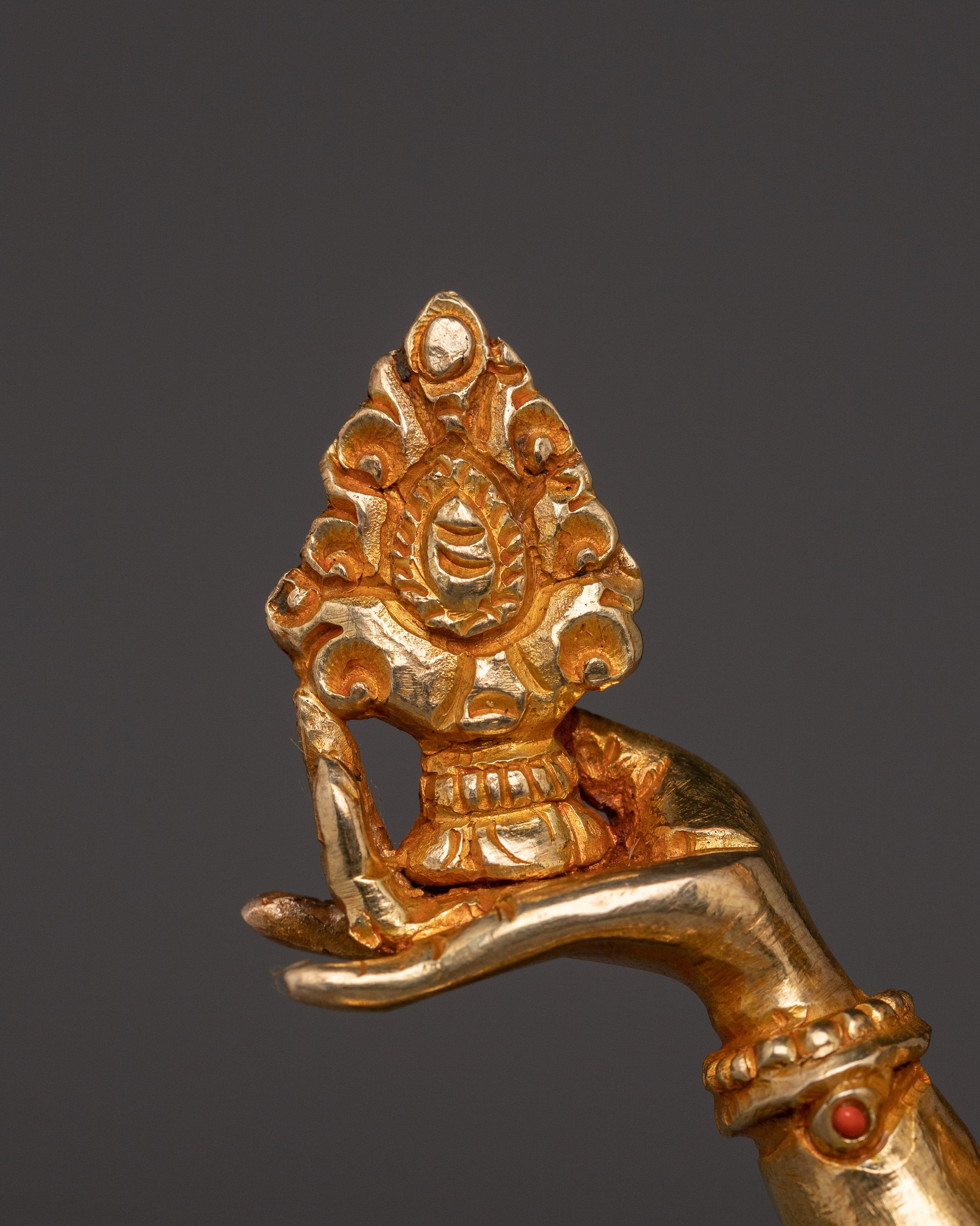 Hindu Goddess Laxmi Statue | Goddess of Abundance and Fortune