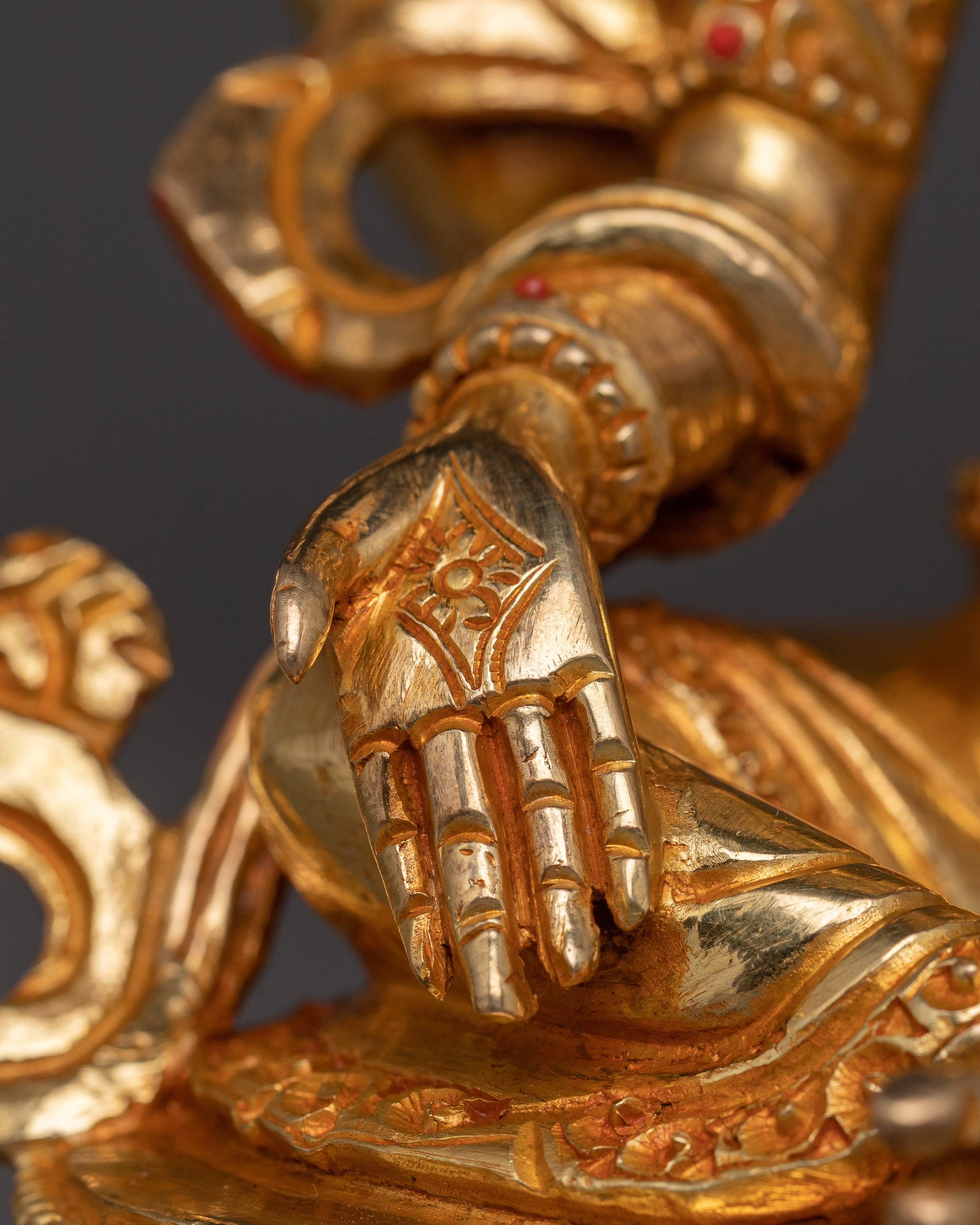 Hindu Goddess Laxmi Statue | Goddess of Abundance and Fortune