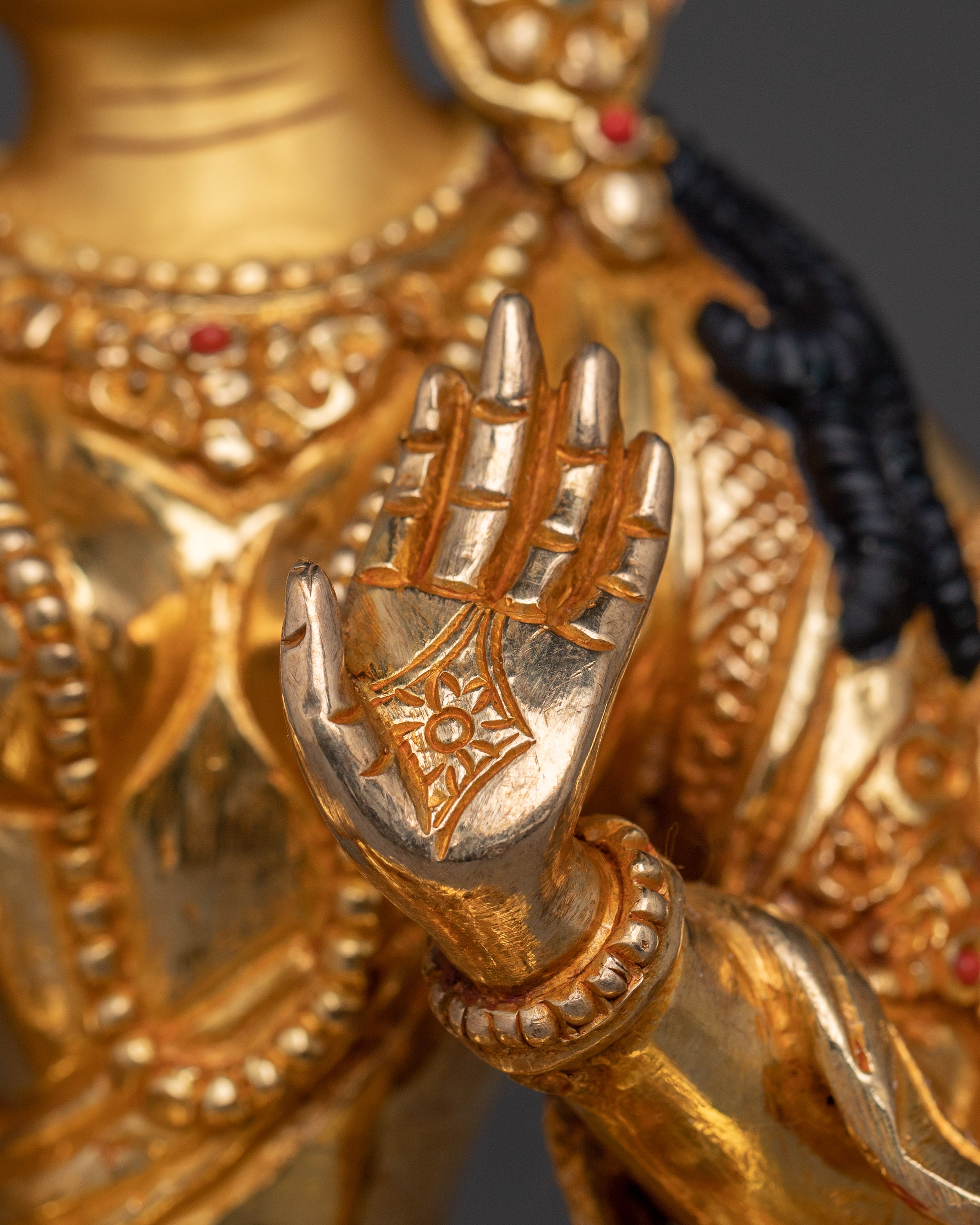 Hindu Goddess Laxmi Statue | Goddess of Abundance and Fortune