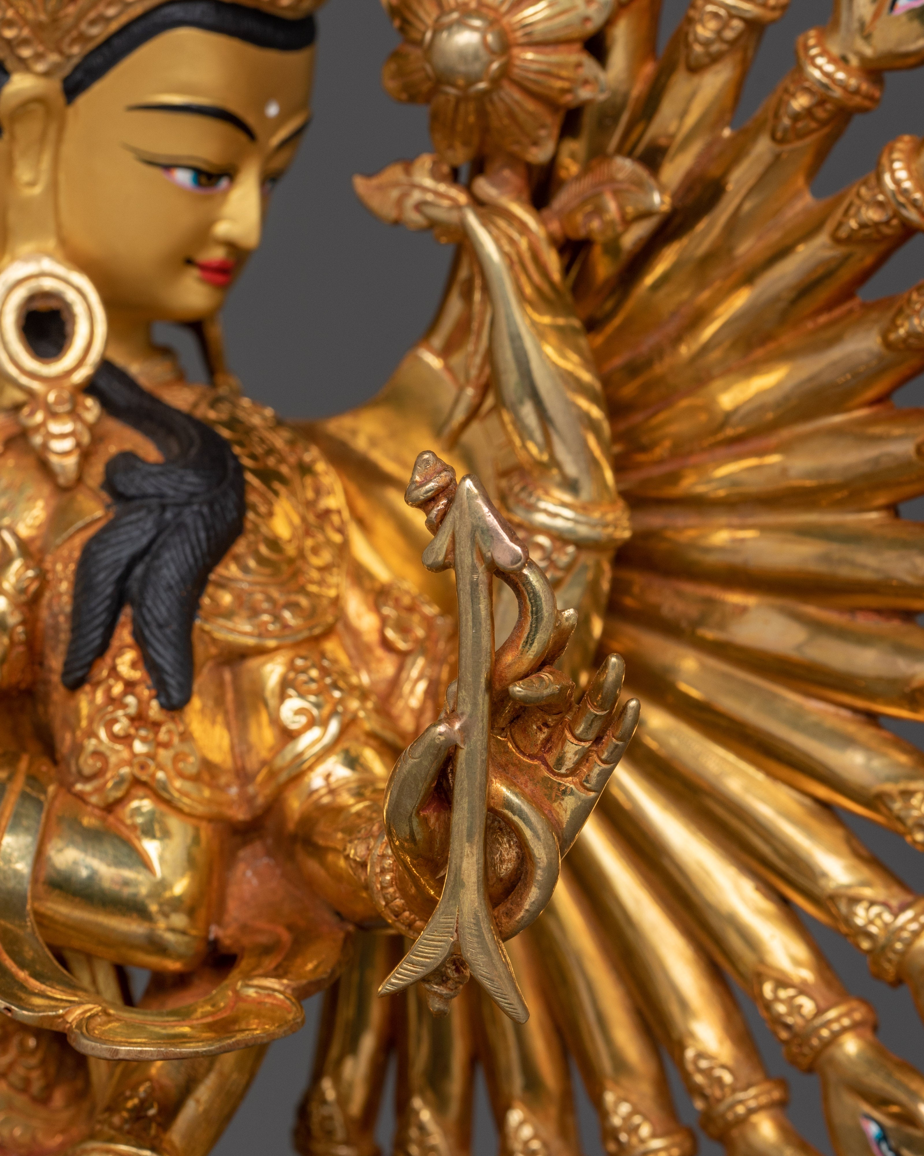 Thousand Armed Chenrezig Figurine | Avalokiteshvara Statue