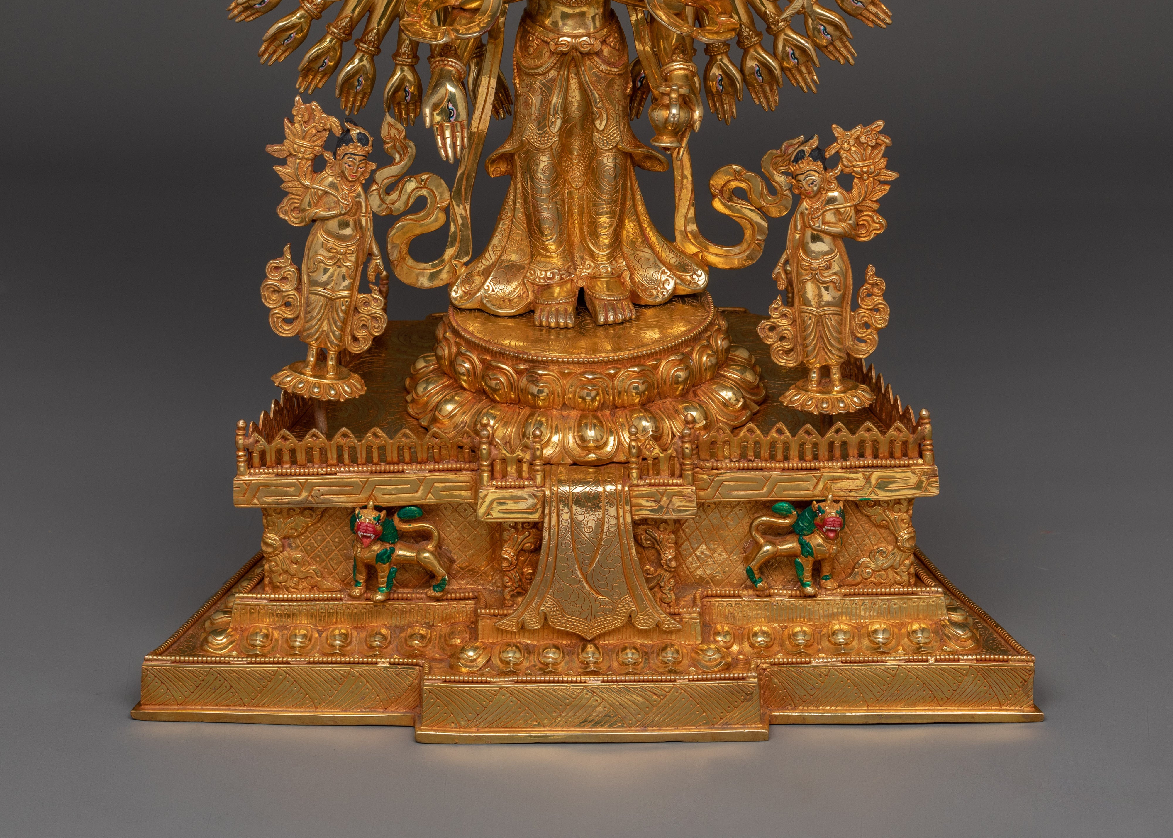 Thousand Armed Chenrezig Figurine | Avalokiteshvara Statue