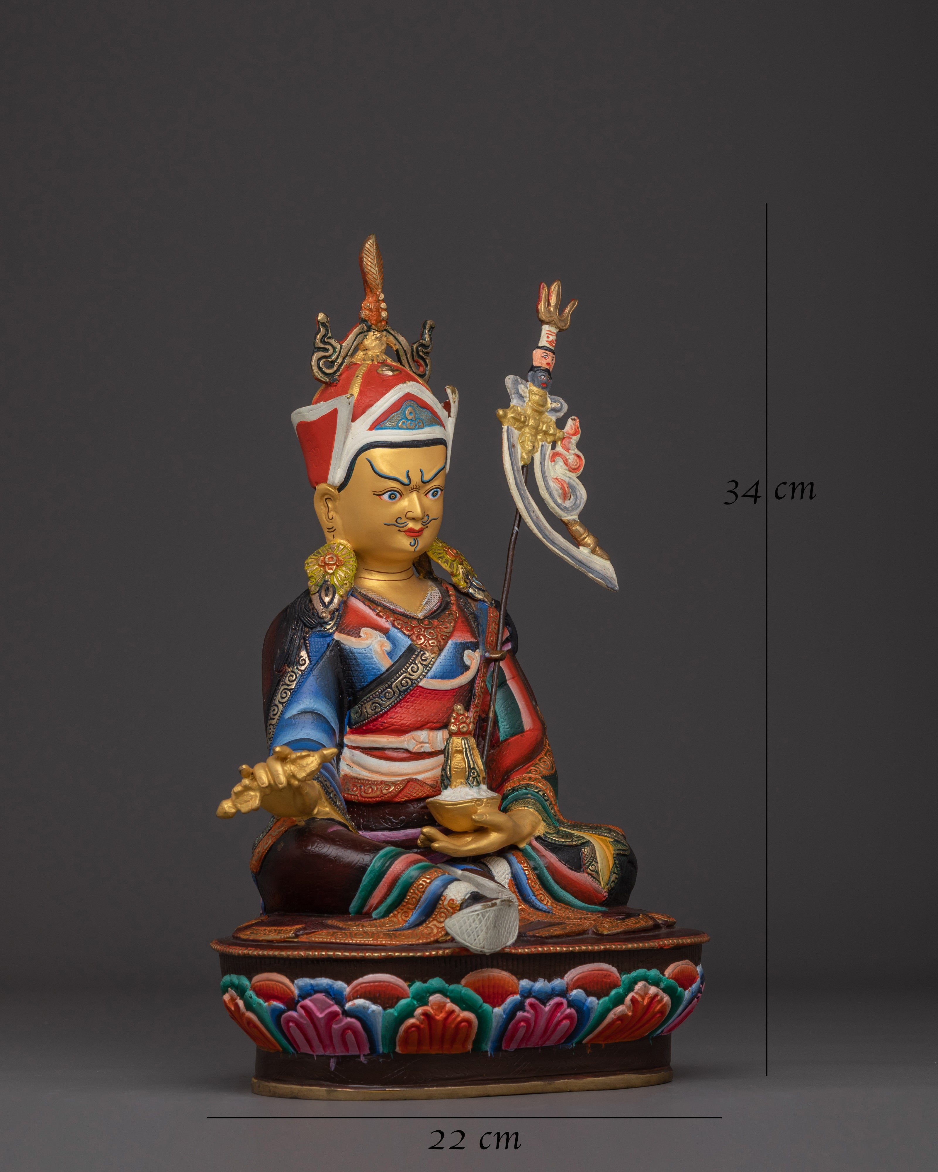 divine-guru-rinpoche-statue