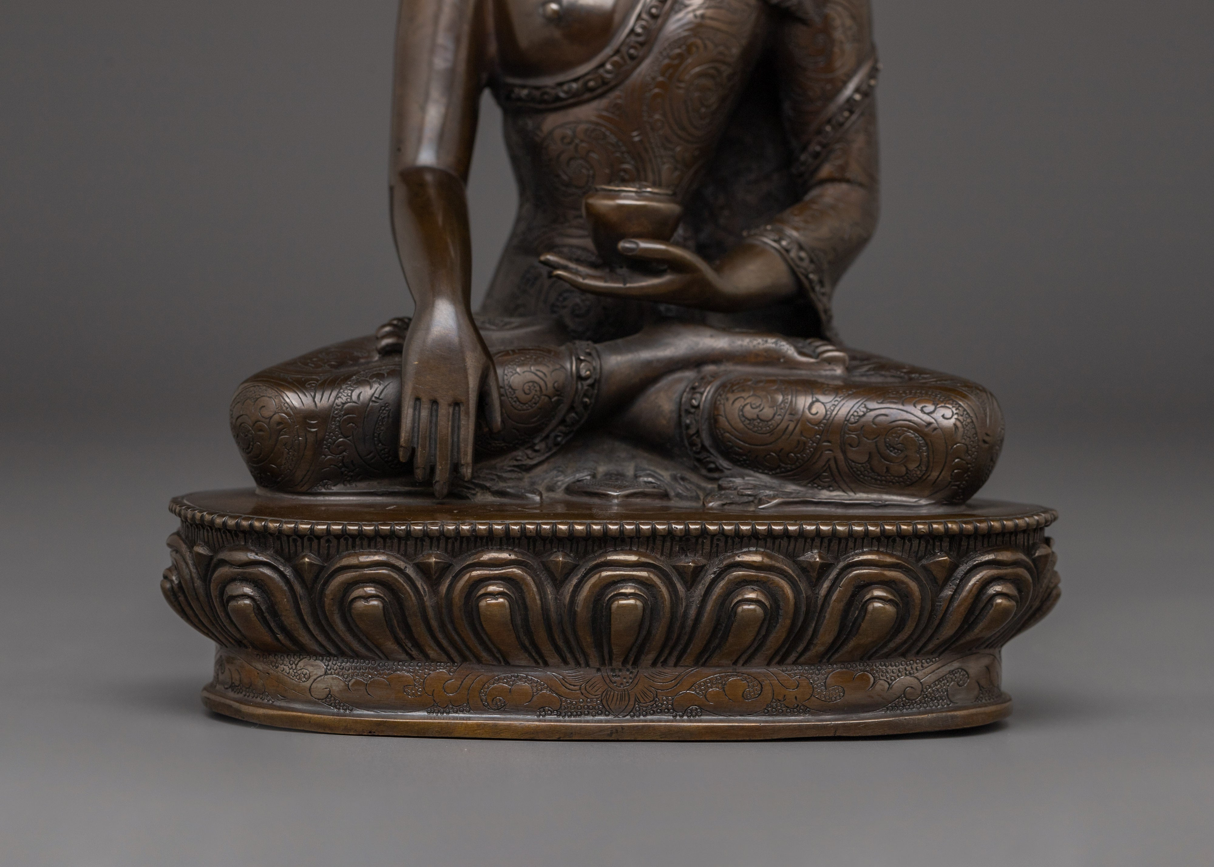 Gautama Buddha Oxidized Statue | Shakyamuni Buddha - The Enlightened One
