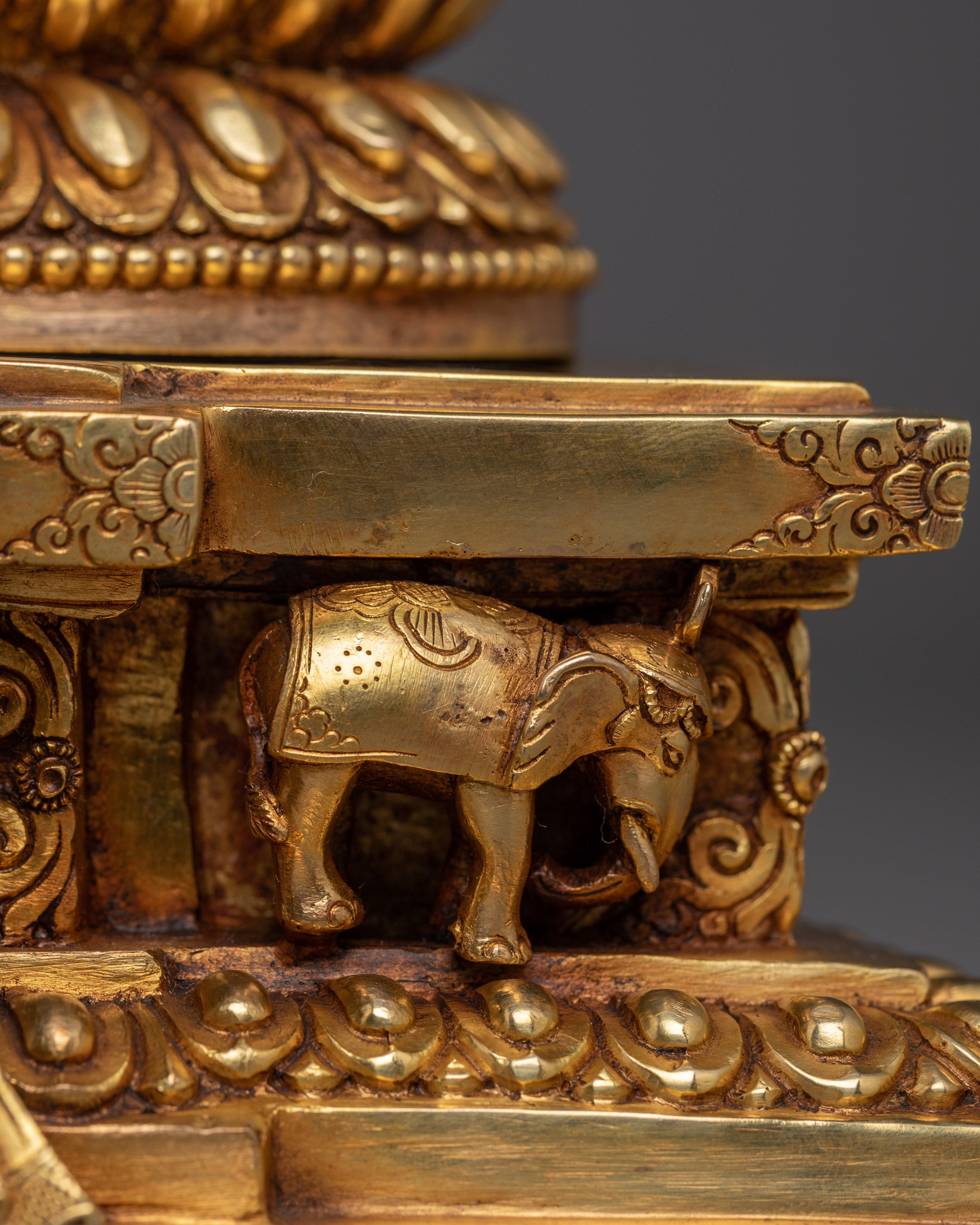 Peaceful Deity Shakyamuni Buddha | Embodiment of Enlightenment and Compassion