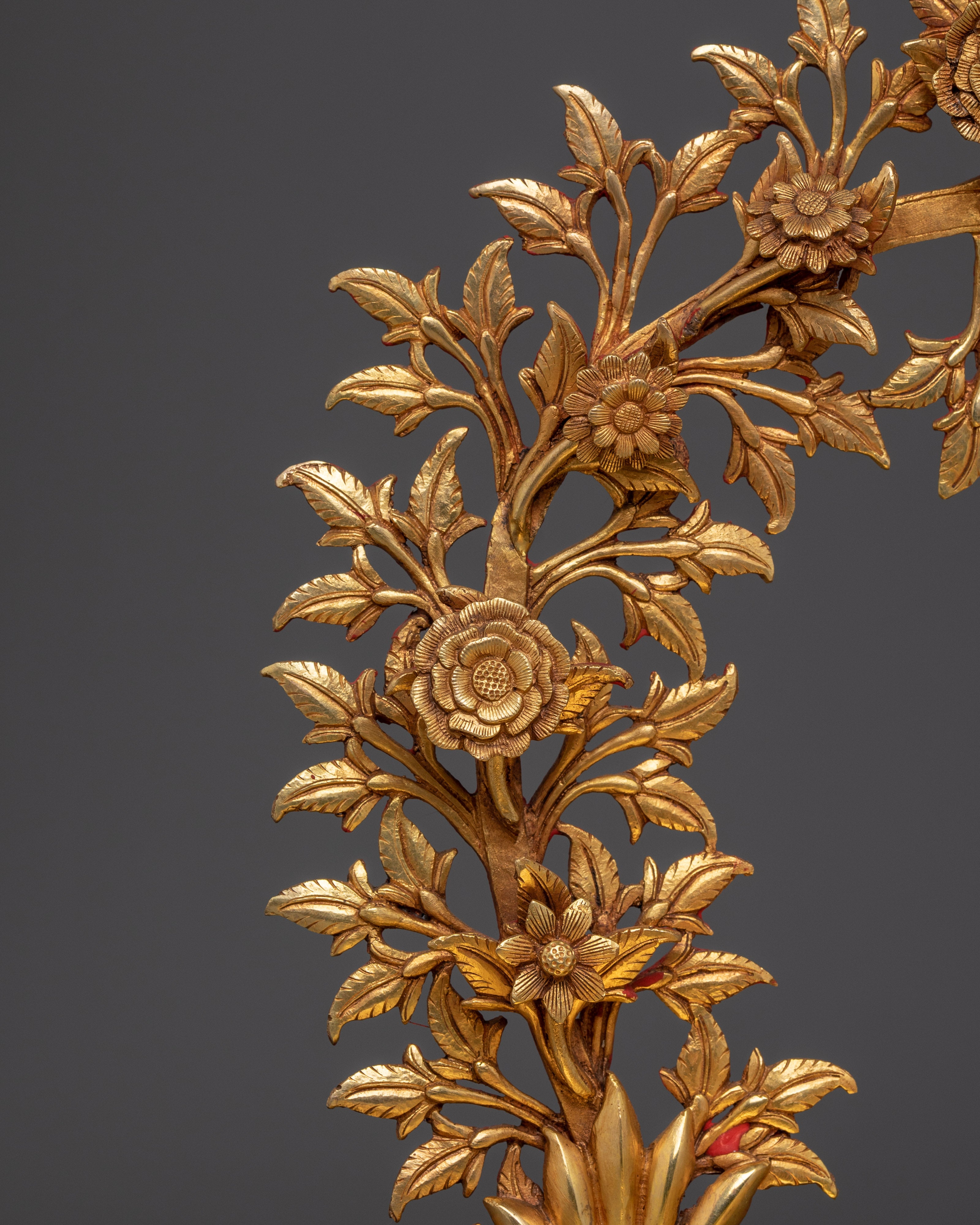 Peaceful Deity Shakyamuni Buddha | Embodiment of Enlightenment and Compassion