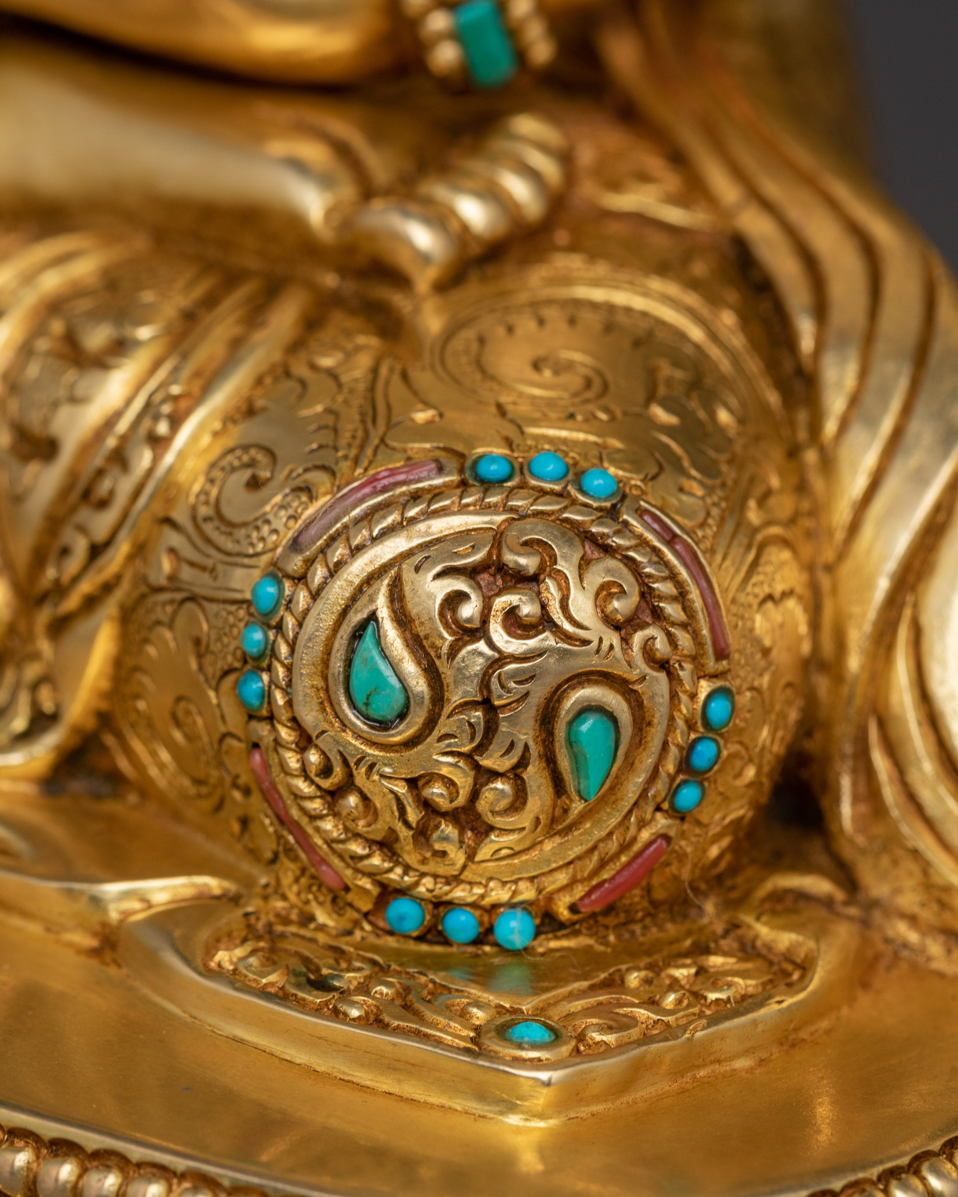 Primordial Buddha Vairocana Statue | Traditional Artwork