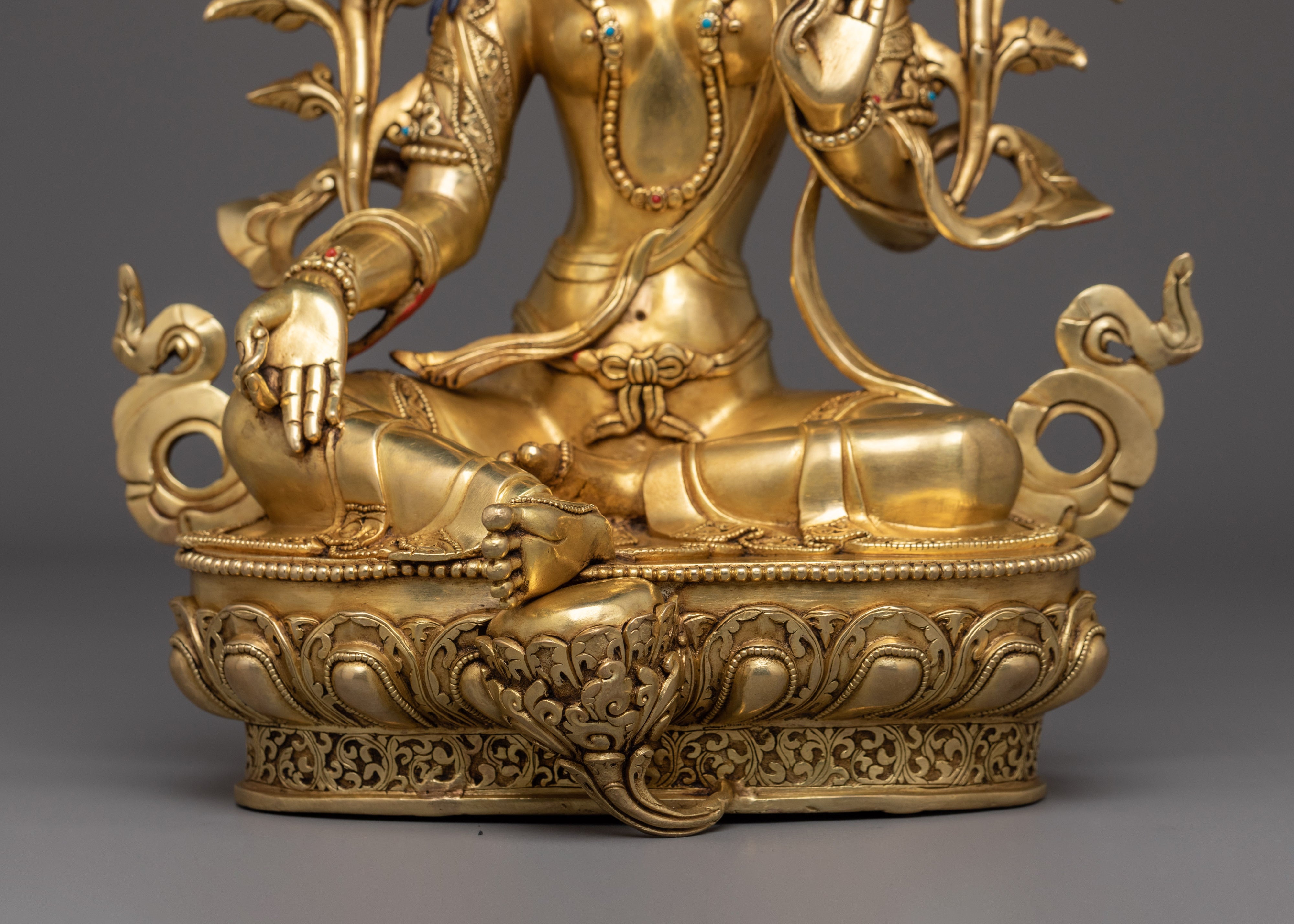Goddess of Mercy Green Tara | Buddhist Deity of Compassion and Protection