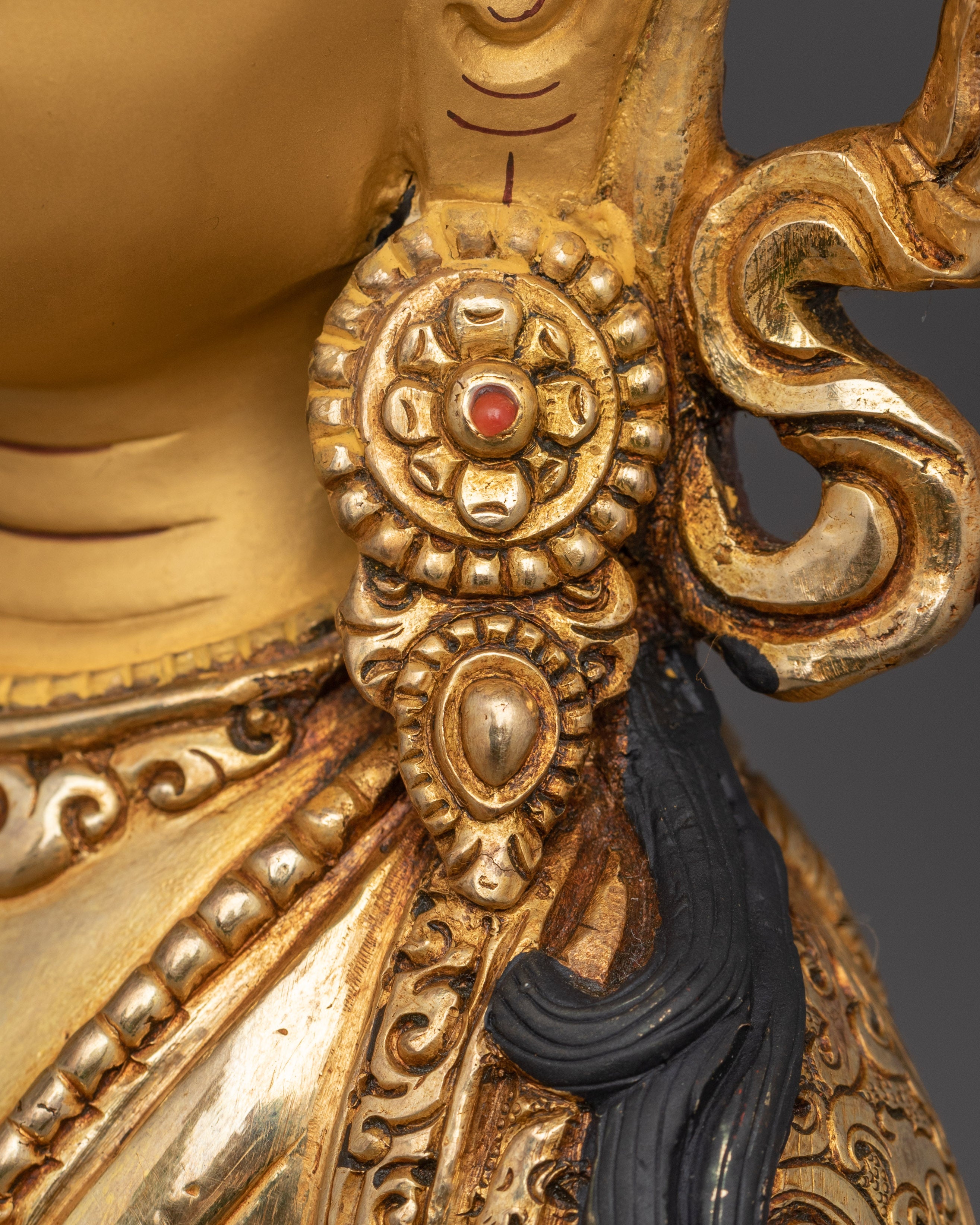 Divine Amitayus Statue | Buddha of Infinite Light